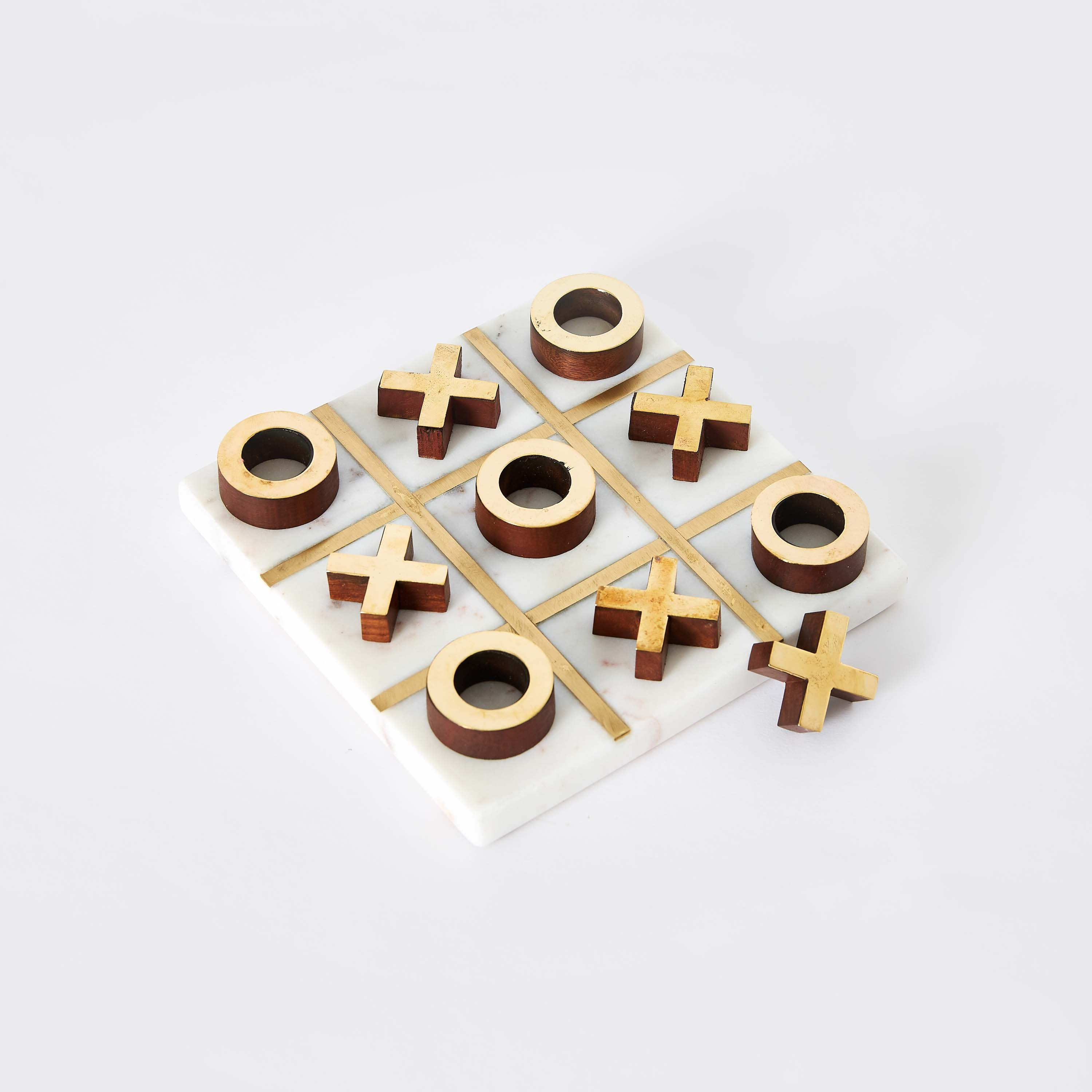 زينة لعبة تيك تاك تو من الرخام والخشب من ميا-hbxhomeware-homedecor-figurinesandornaments-image-4