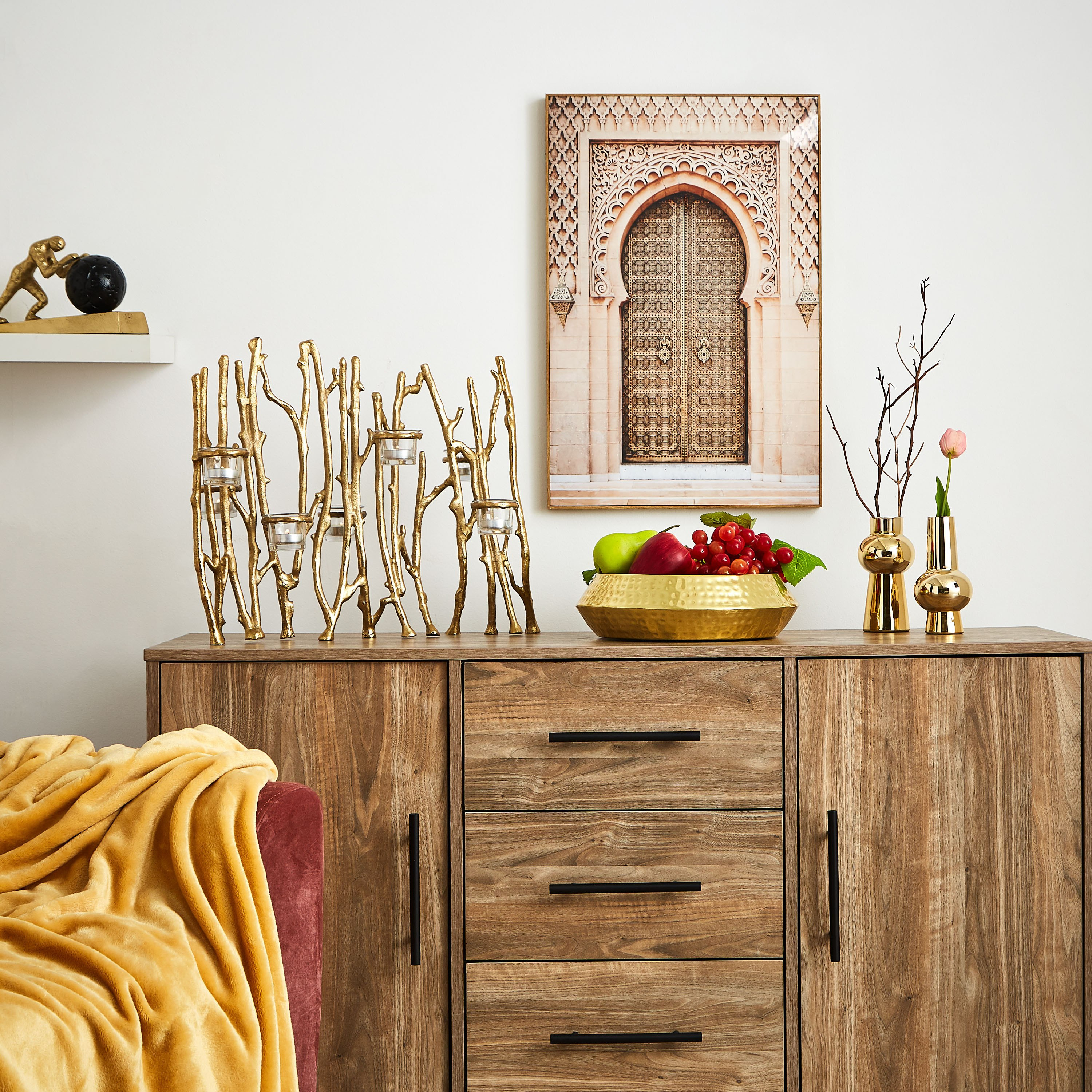 حامل شموع معدني مصبوب بفرع من ميا-hbxlivingroom-decorandaccessories-candleholders-image-4