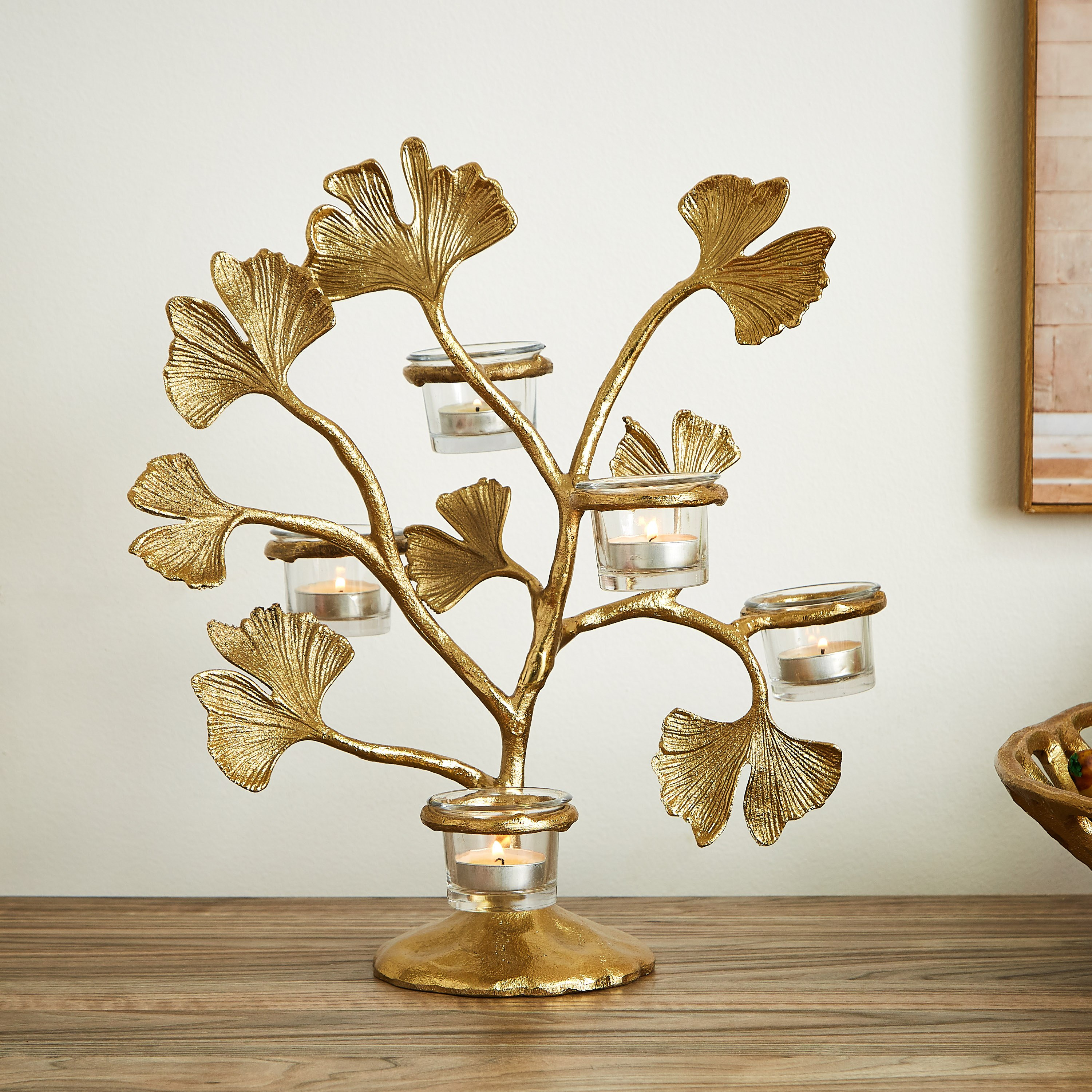 حامل شموع معدني بتصميم ورقة شجر جنكو من ميا-hbxlivingroom-decorandaccessories-candleholders-image-1