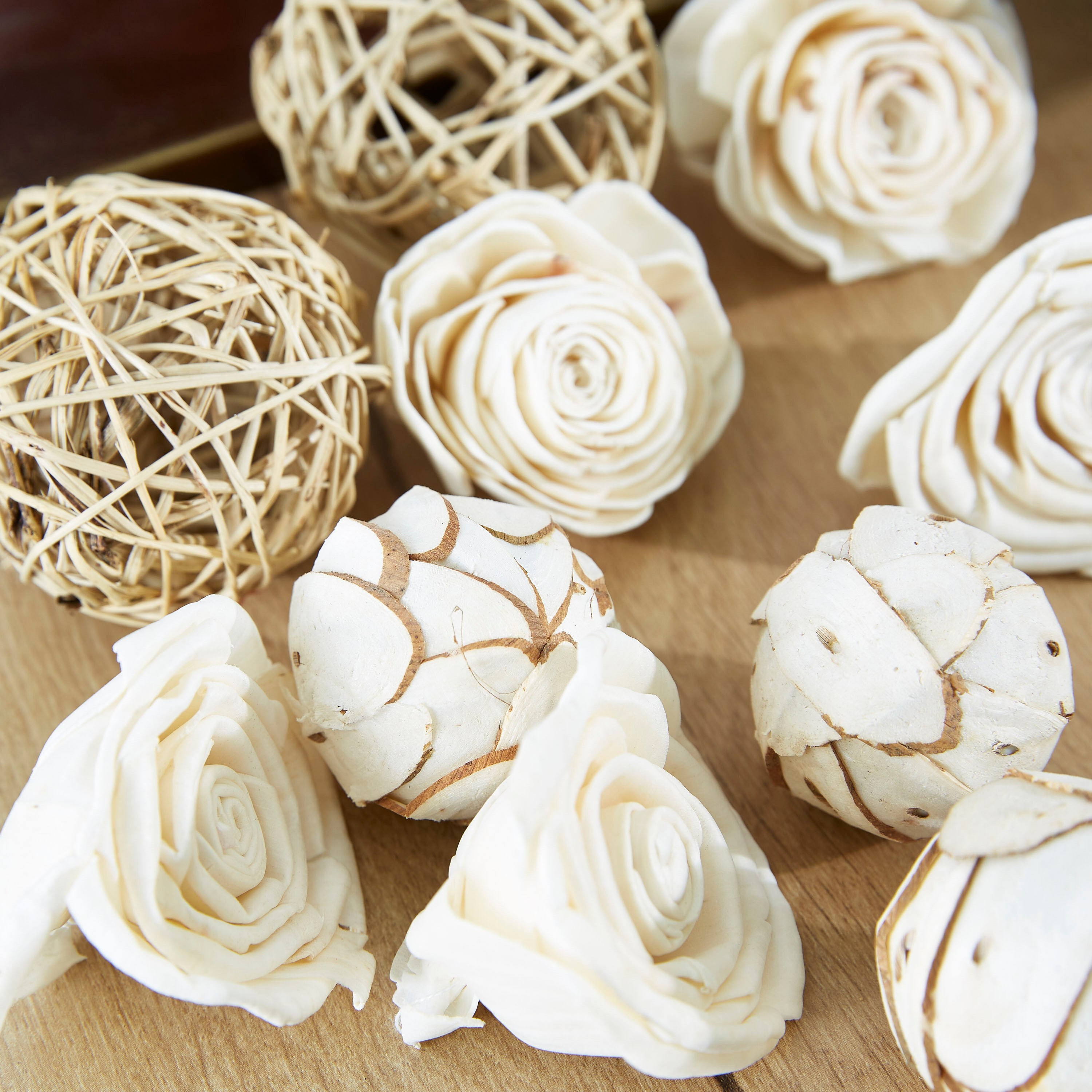 تزيينات وعاء في عبوة من ليفيا-hbxdecorandfurnishings-homeaccessories-artificialflowersandplants-image-3