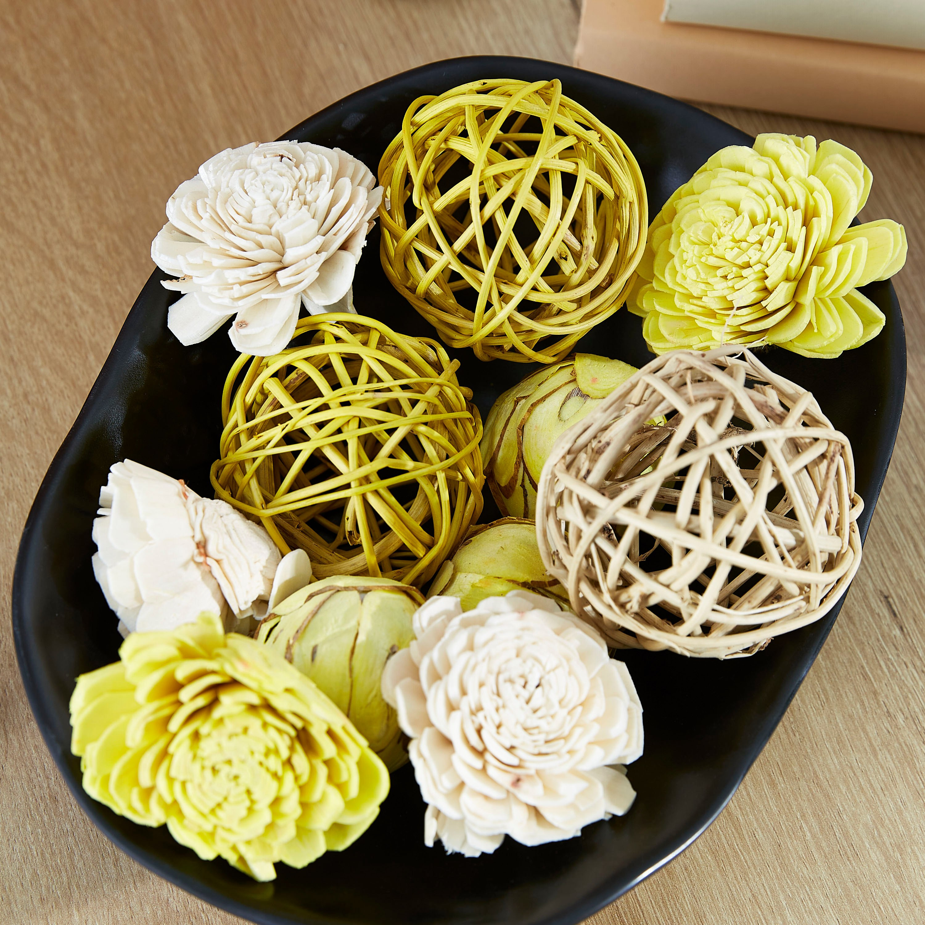 تزيينات وعاء في عبوة من ليفيا-hbxdecorandfurnishings-homeaccessories-artificialflowersandplants-image-4