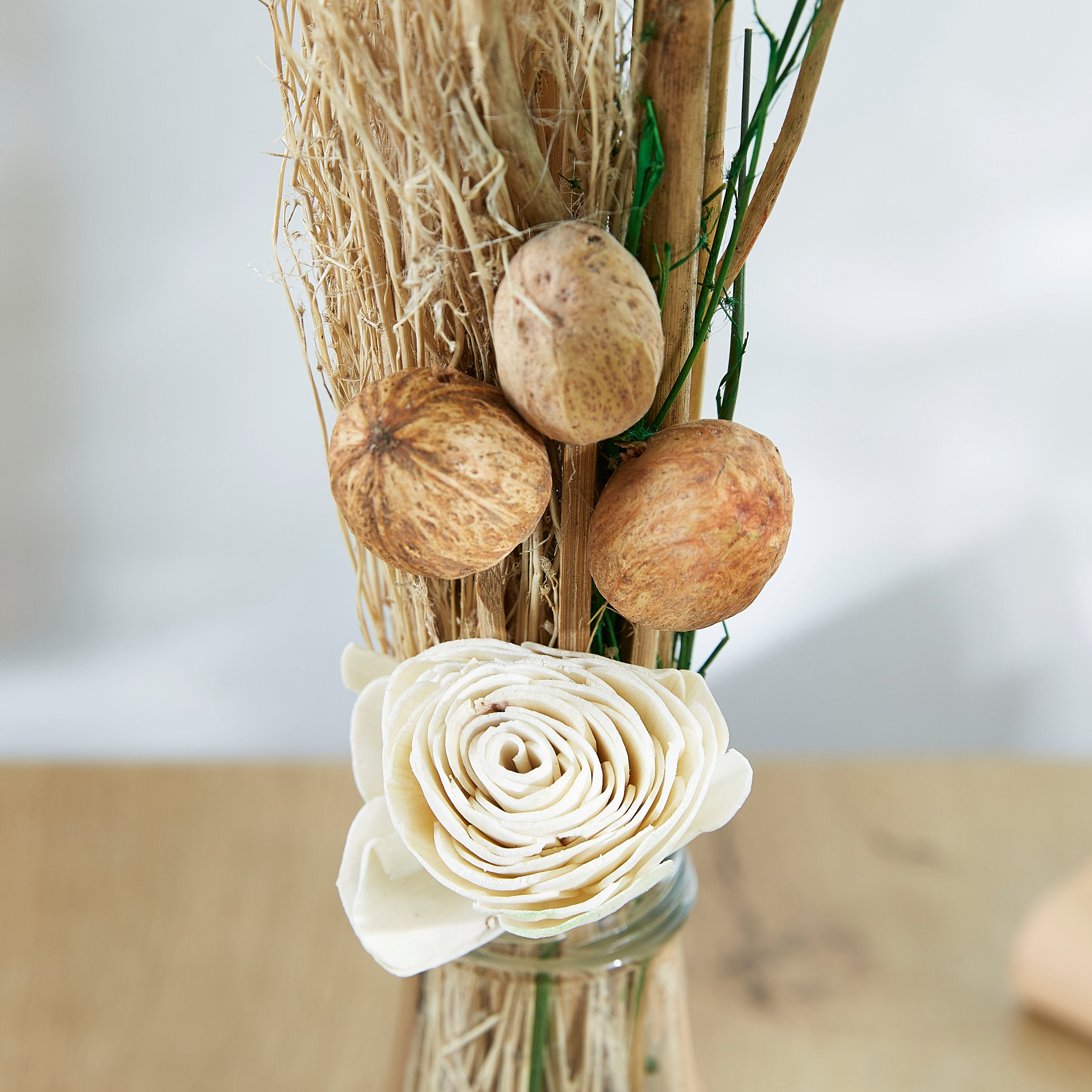 نبات إصطناعي في قارورة زجاجيّة من ليفيا - 30 سم-hbxdecorandfurnishings-homeaccessories-artificialflowersandplants-image-2