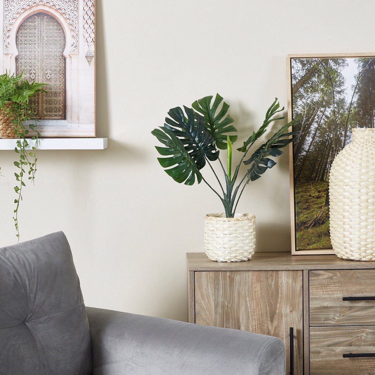 نبتة مونسترا صغيرة في إصيص من ليفيا - 70 سم-hbxdecorandfurnishings-homeaccessories-artificialflowersandplants-image-4
