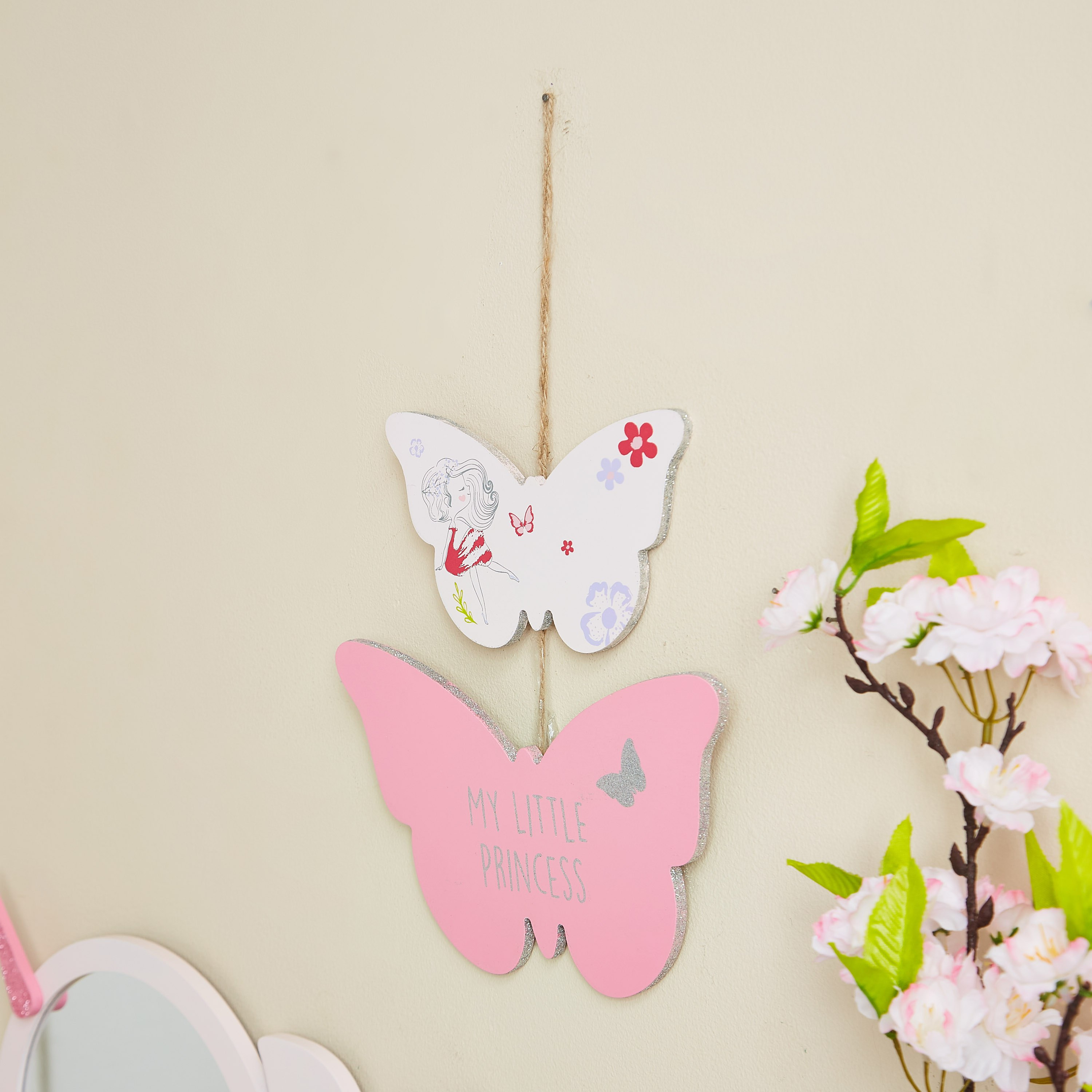 تعليقة حائط مزخرفة بطبعات فراشة جليتر - 22x0.6x35 سم-hbxhomeware-hbxkidsandyouth-image-2