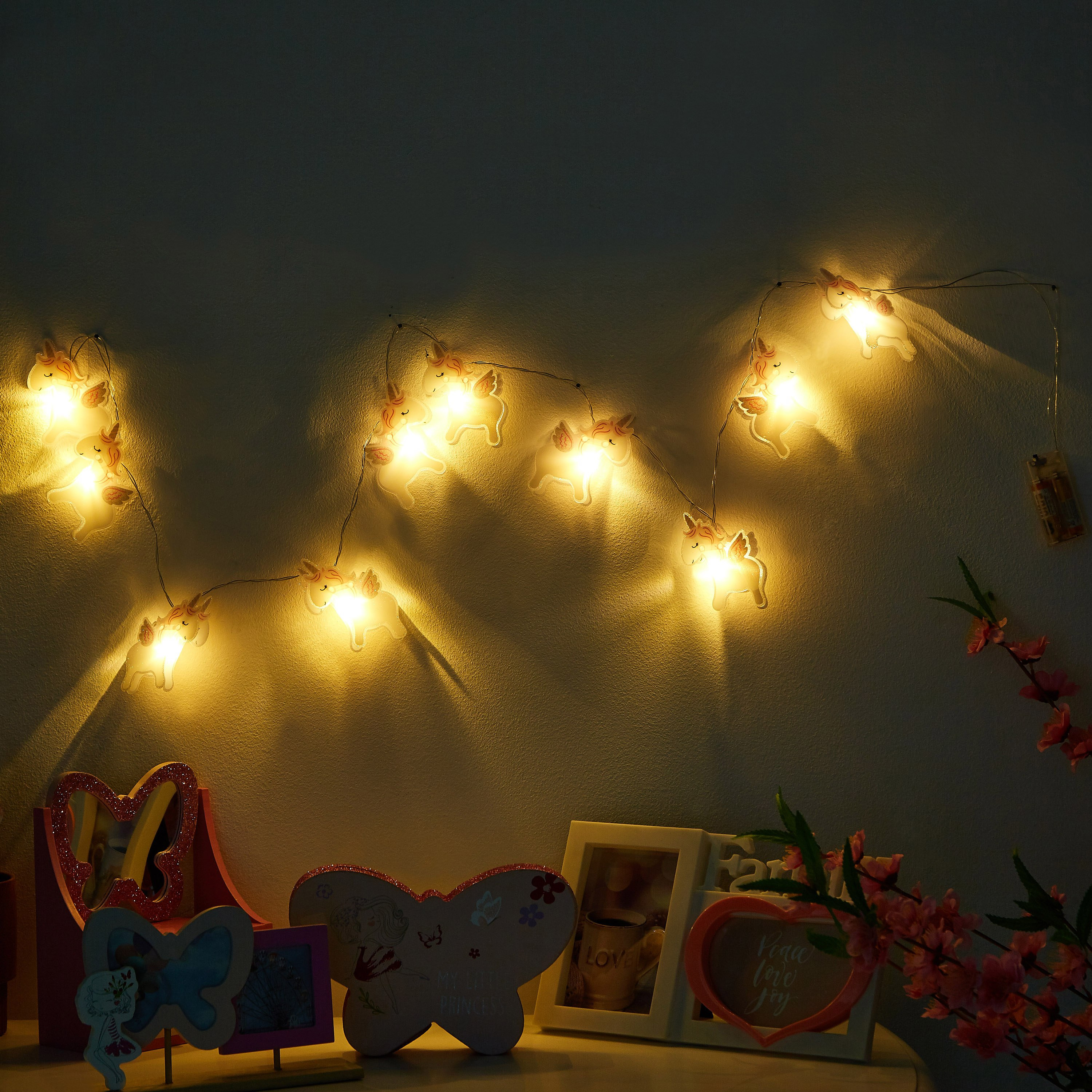 حبل إضاءة بلمبات أل إي دي بيضاء بتصميم يونيكورن - 175 سم-hbxhomeware-lighting-decorativesandstringlights-image-1