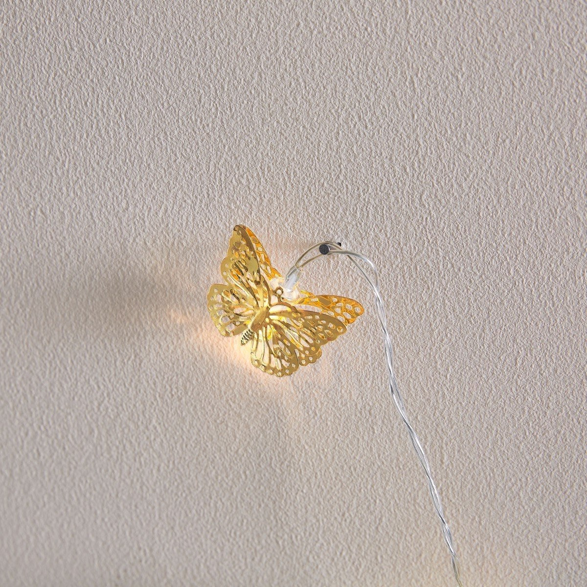 حبل إضاءة بلمبات أل إي دي بيضاء بتصميم فراشة - 170x5x1 سم-hbxhomeware-lighting-decorativesandstringlights-image-3