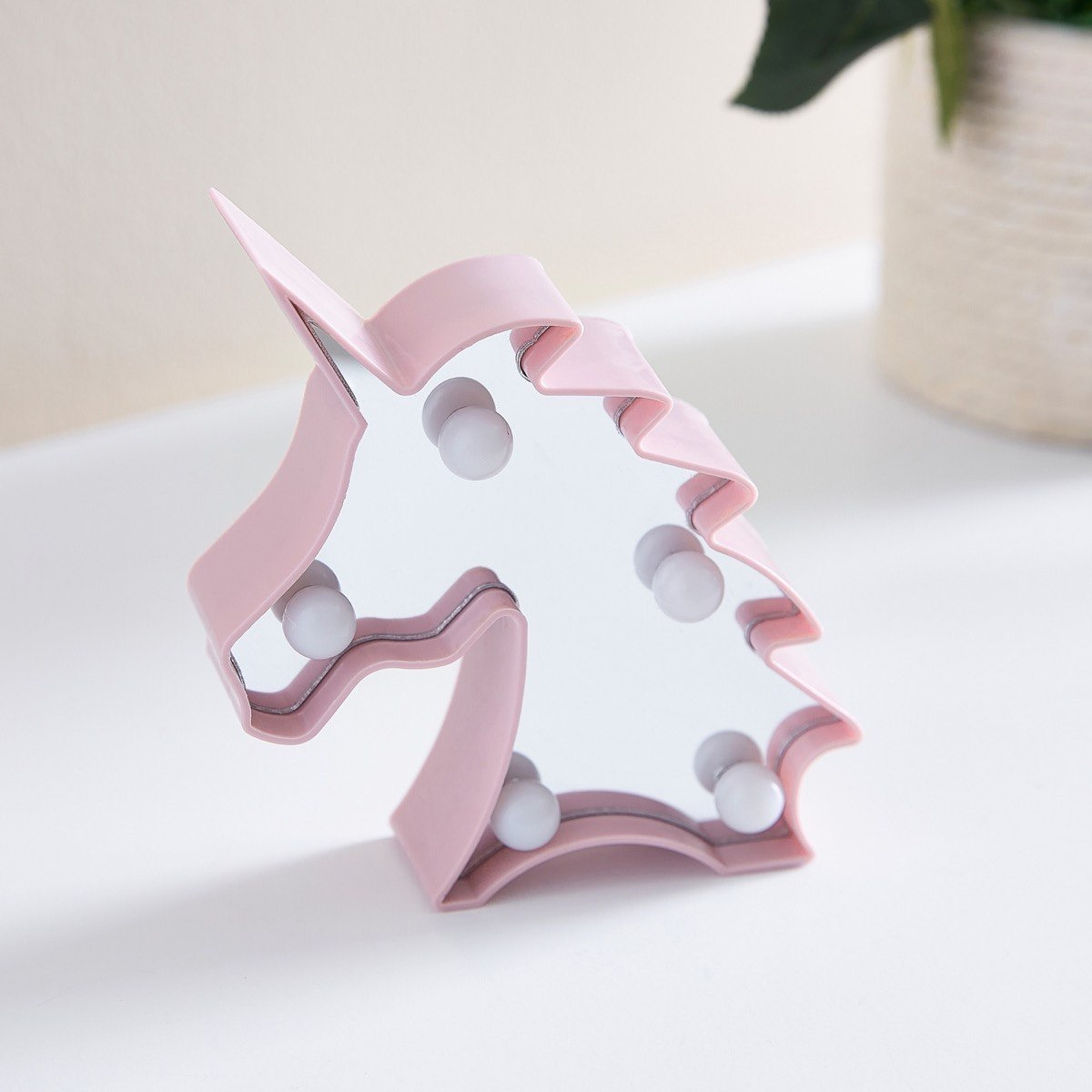 زينة حائط بتصميم يونيكورن مع أضواء أل إي دي بيضاء دافئة-hbxhomeware-hbxkidsandyouth-image-1