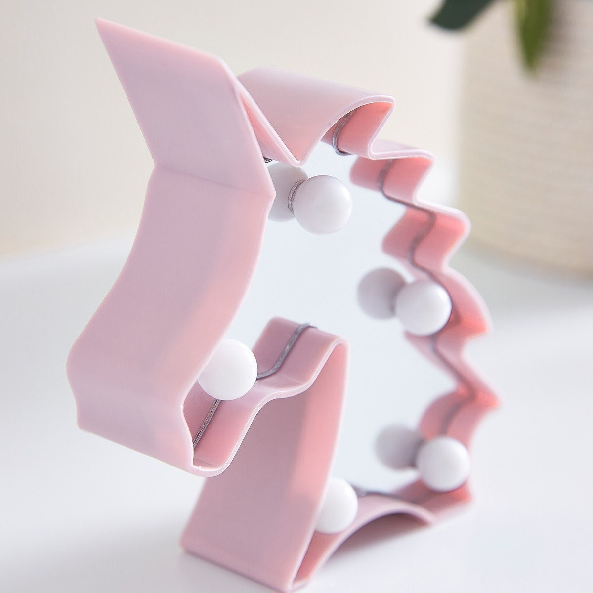 زينة حائط بتصميم يونيكورن مع أضواء أل إي دي بيضاء دافئة-hbxhomeware-hbxkidsandyouth-image-2