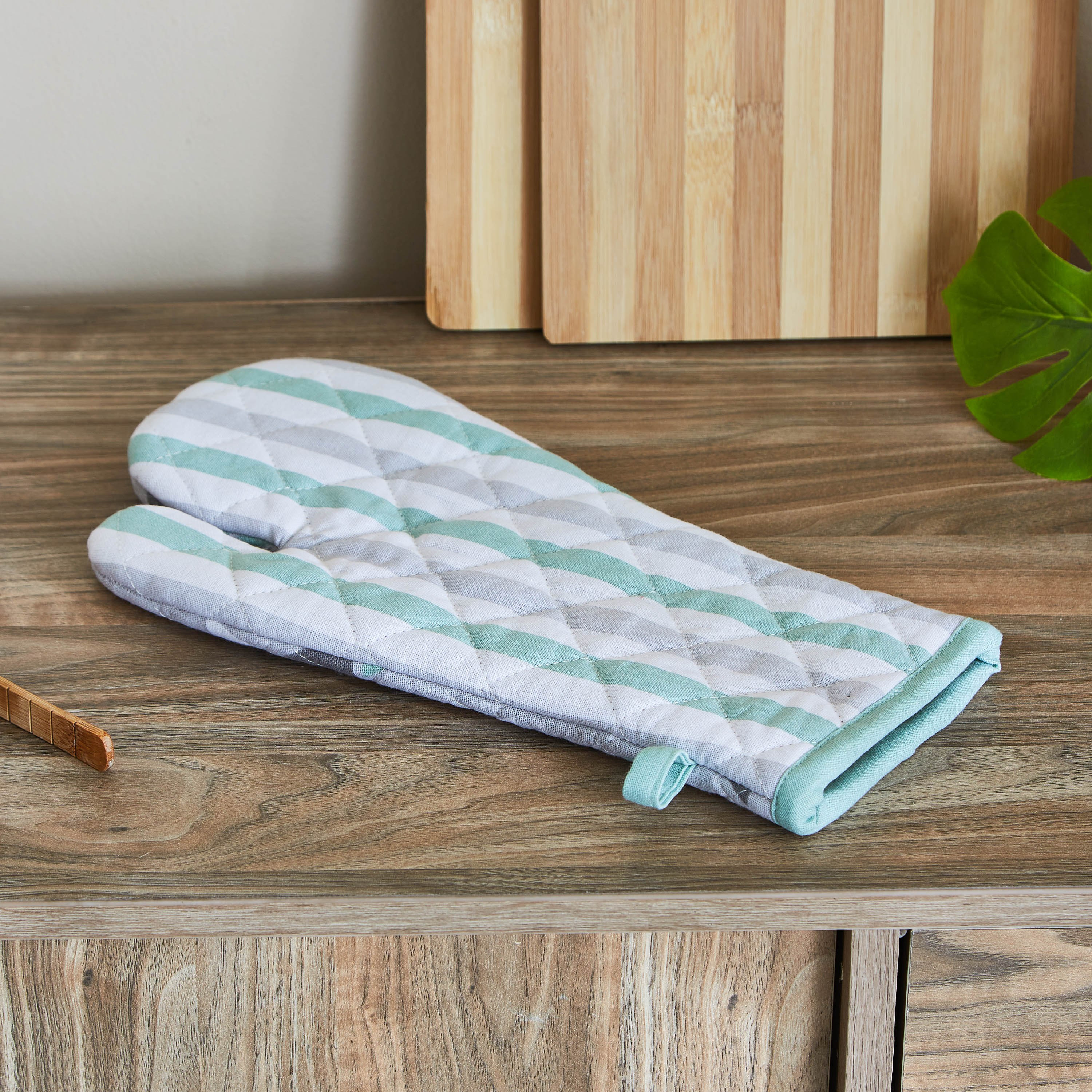 قفاز فرن قطن بطبعات من كاثلين-hbxhomeware-kitchenware-kitchenlinens-image-2