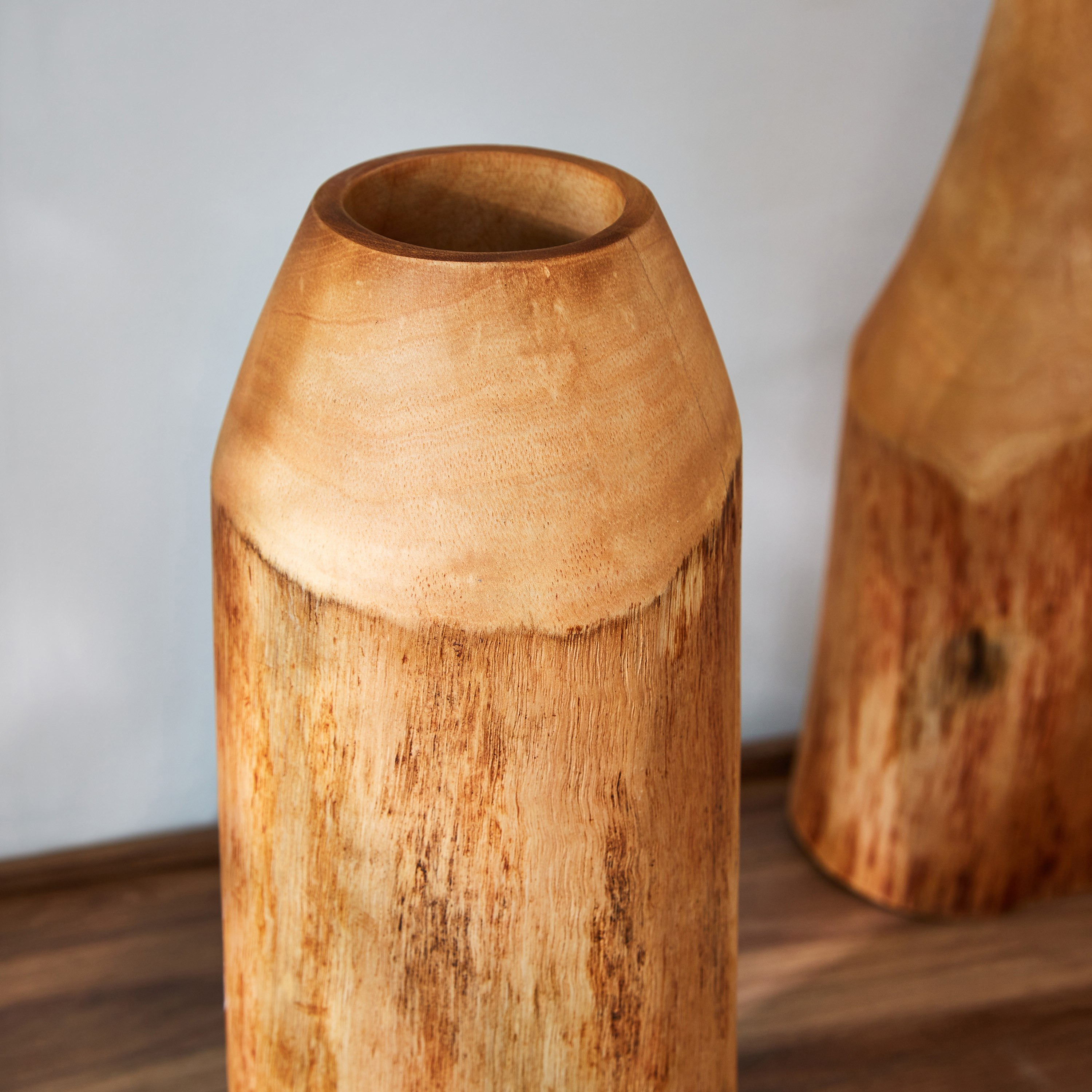 مزهرية خشبية من هازل-hbxbedroom-decorandaccessories-vases-image-2