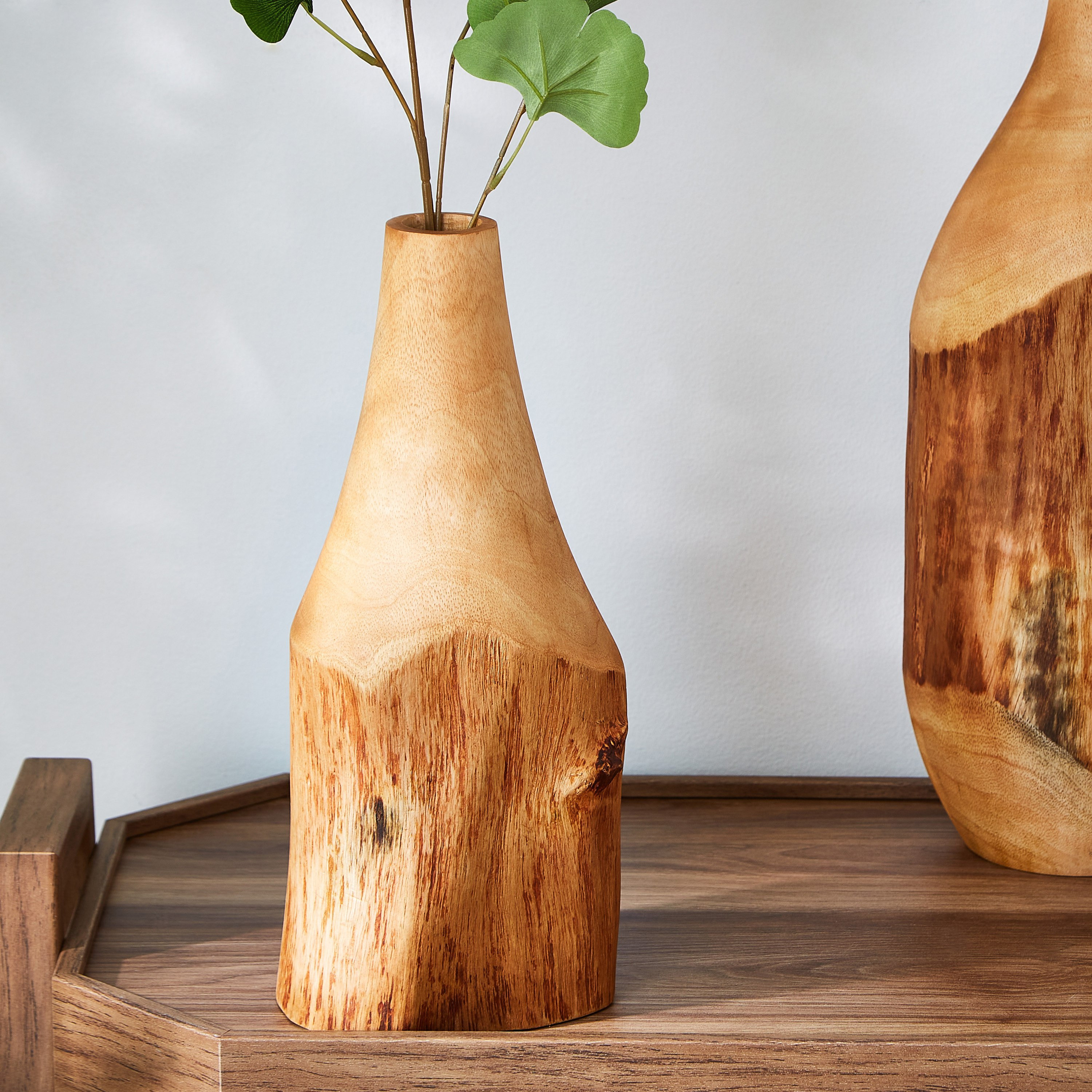 مزهرية خشبية من هازل-hbxbedroom-decorandaccessories-vases-image-1