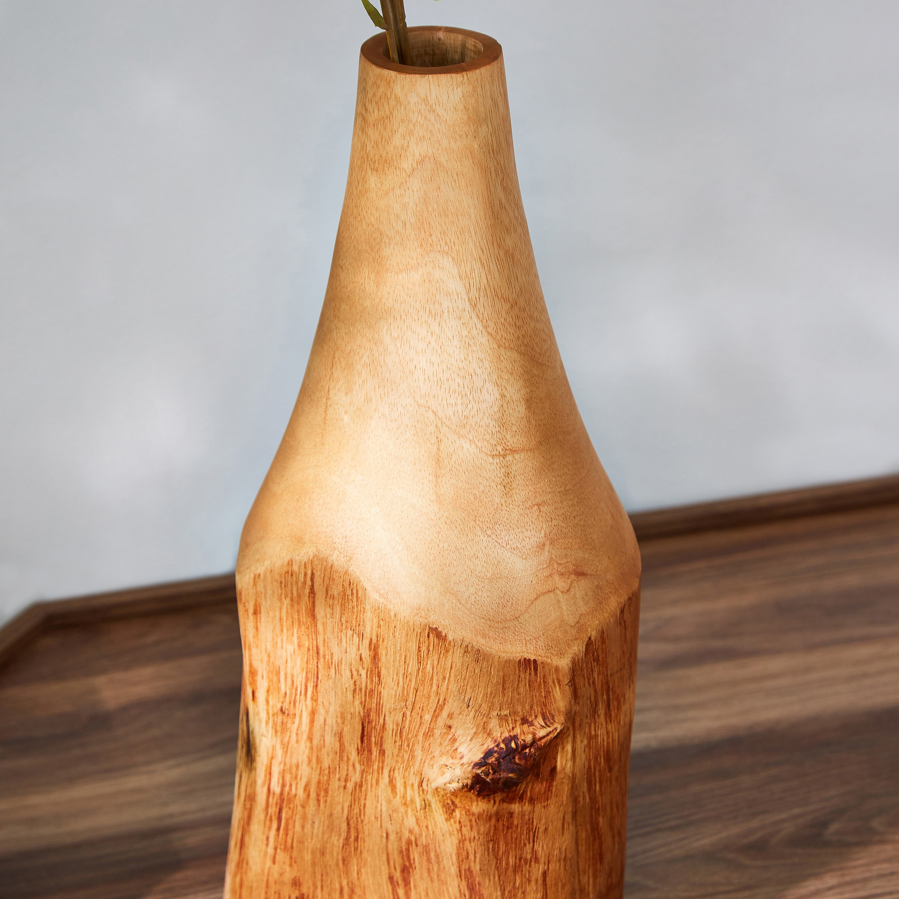 مزهرية خشبية من هازل-hbxbedroom-decorandaccessories-vases-image-2