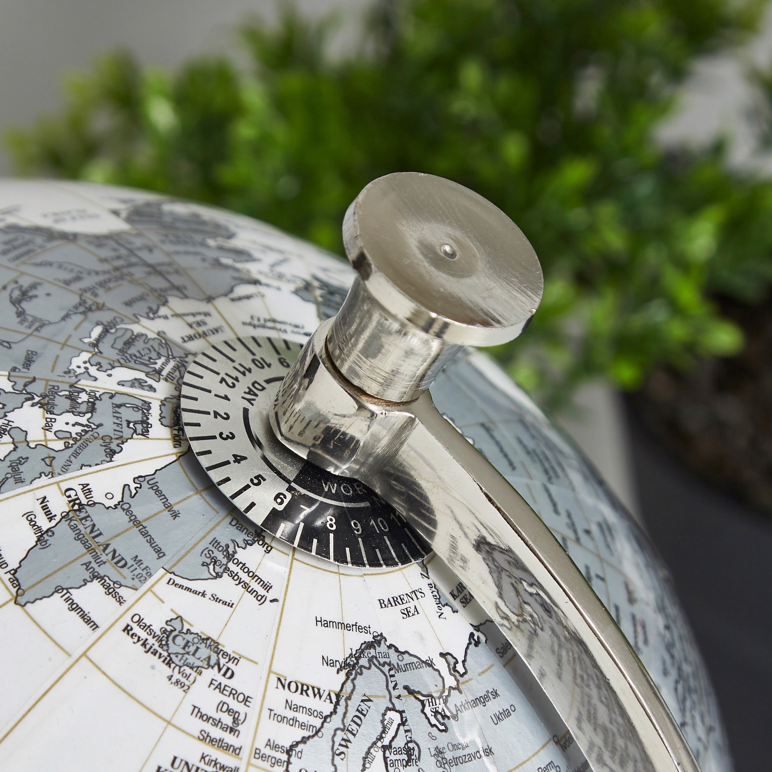 Terrene Globe-hbxhomeware-homedecor-figurinesandornaments-image-3