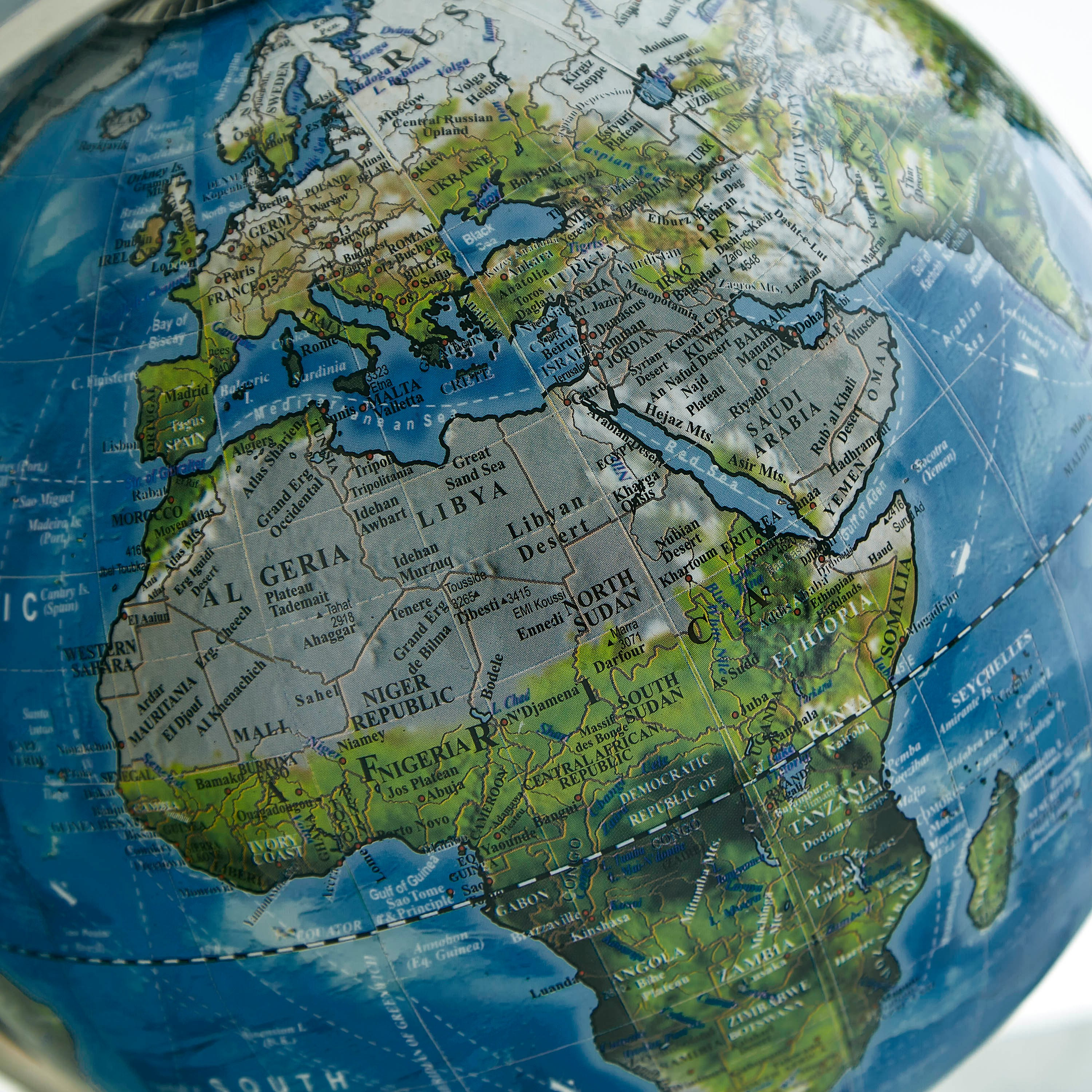 Terrene Globe-hbxhomeware-homedecor-figurinesandornaments-image-4