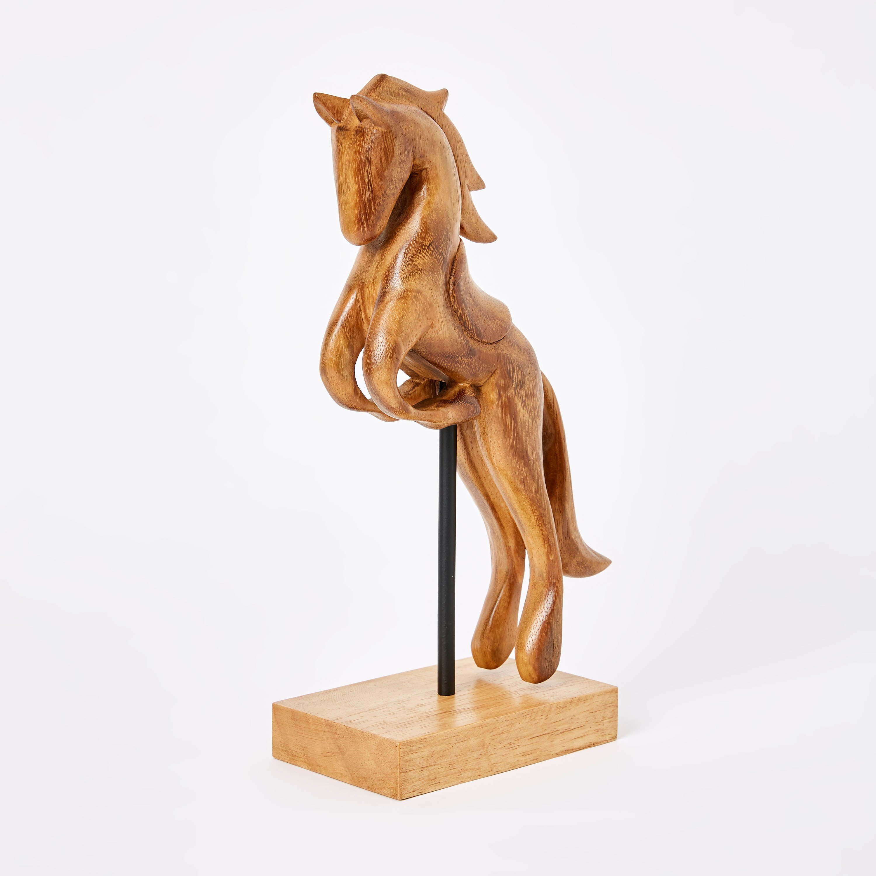 تمثال خشبي بتصميم حصان من هازل-hbxhomeware-homedecor-figurinesandornaments-image-5