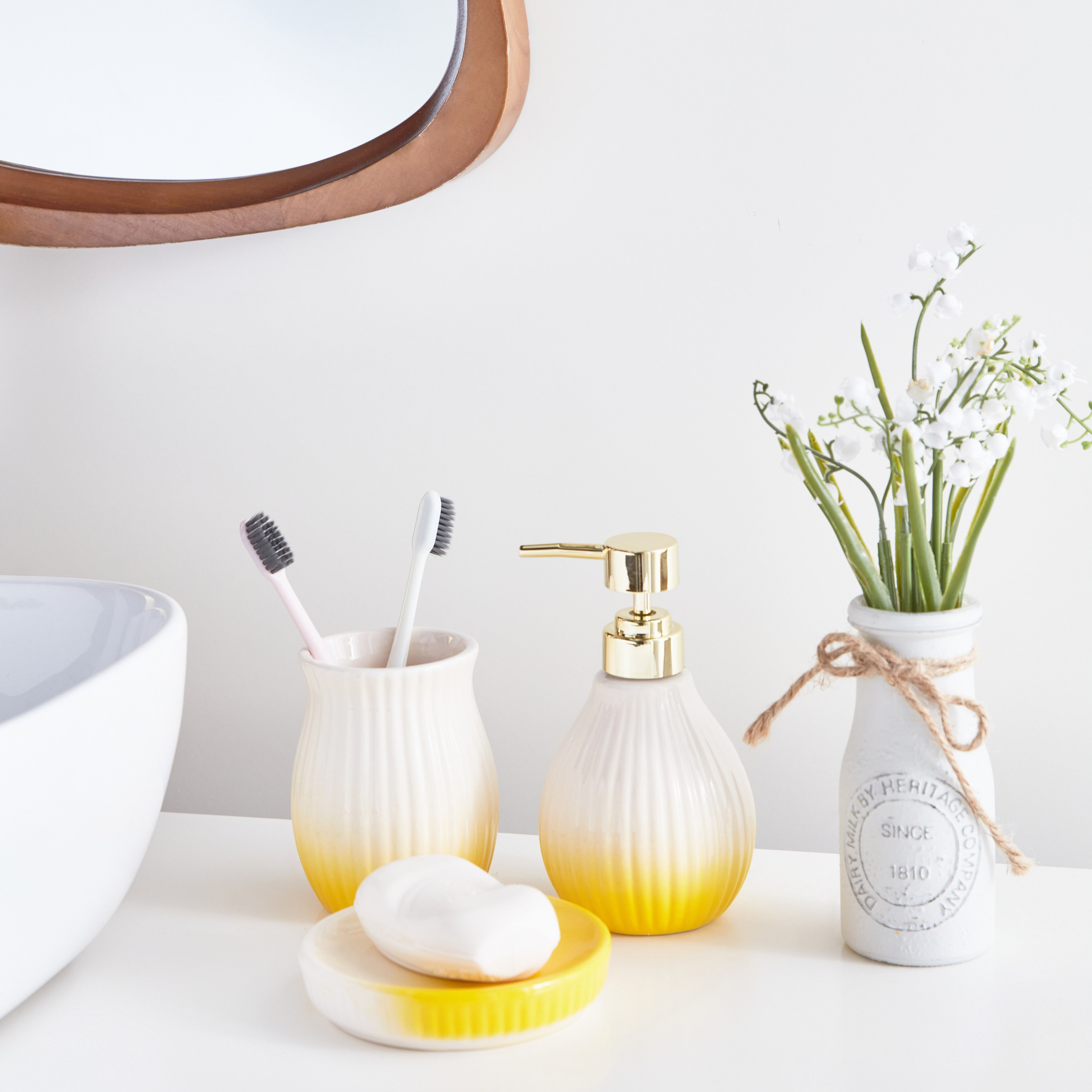 Shop Heather 3Piece Ceramic Bath Set Online Home box Qatar