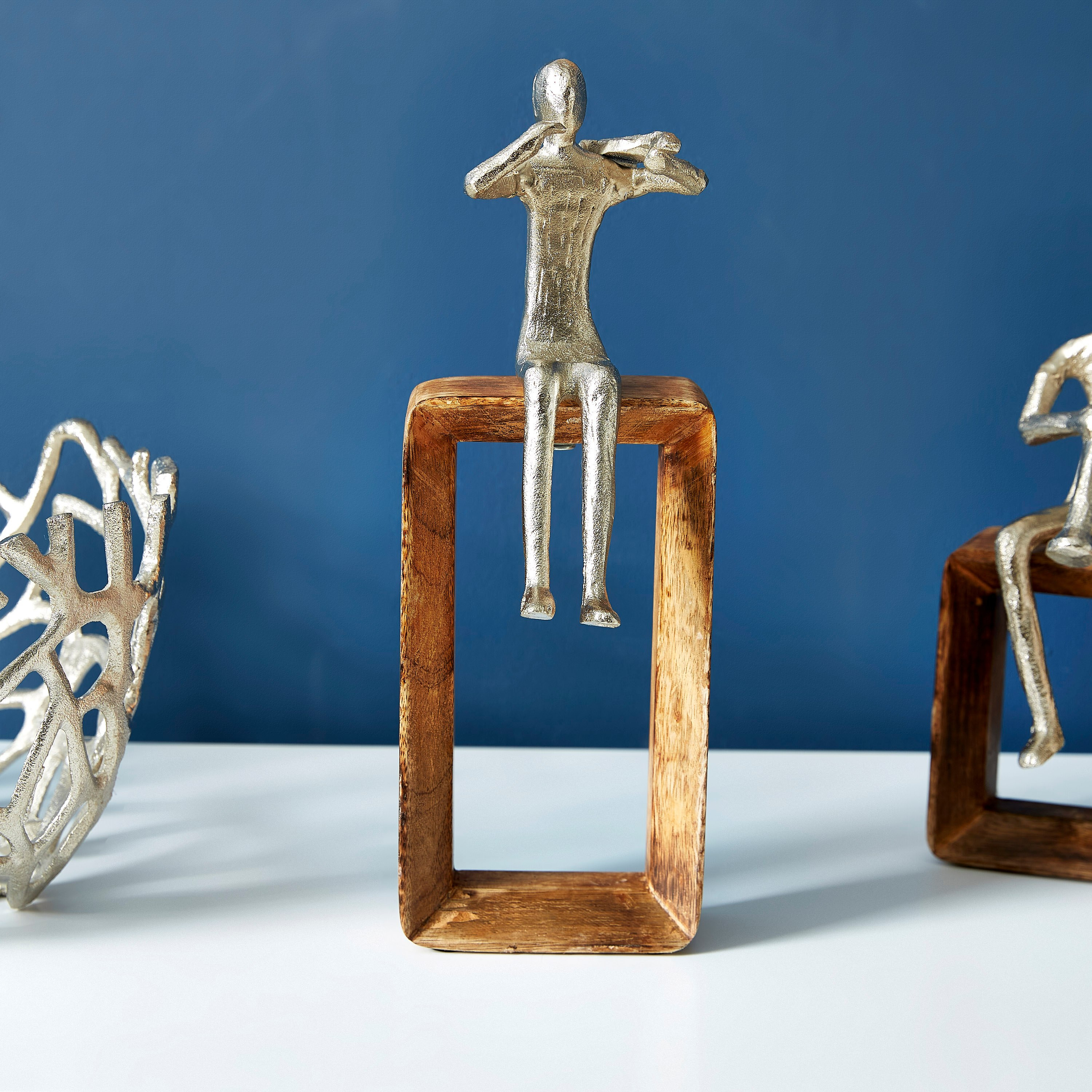 تمثال عازف الكمان المعدني من تريفيا-hbxhomeware-homedecor-figurinesandornaments-image-2