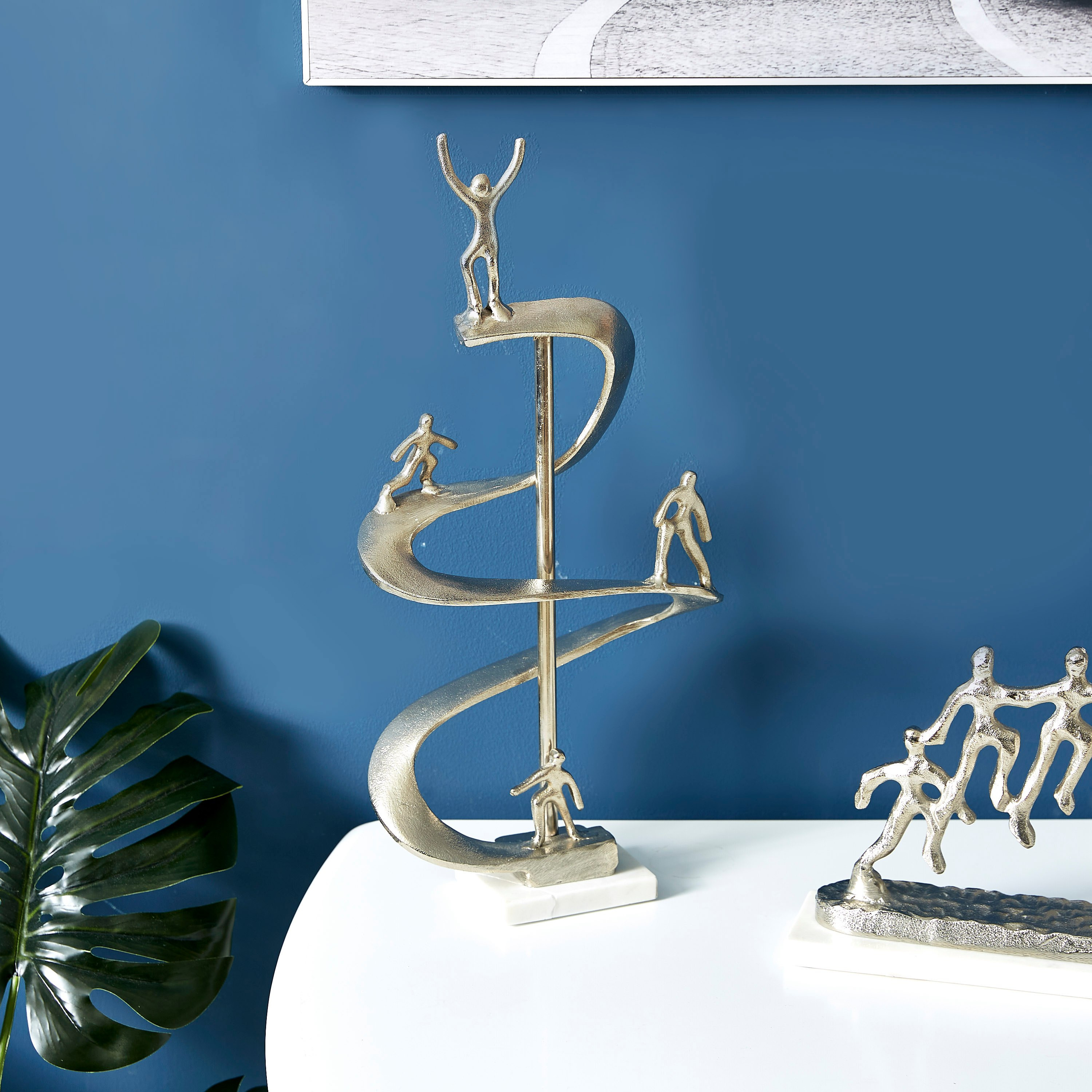 تمثال زلاقة معدنية وأشخاص من تريفيا-hbxhomeware-homedecor-figurinesandornaments-image-1
