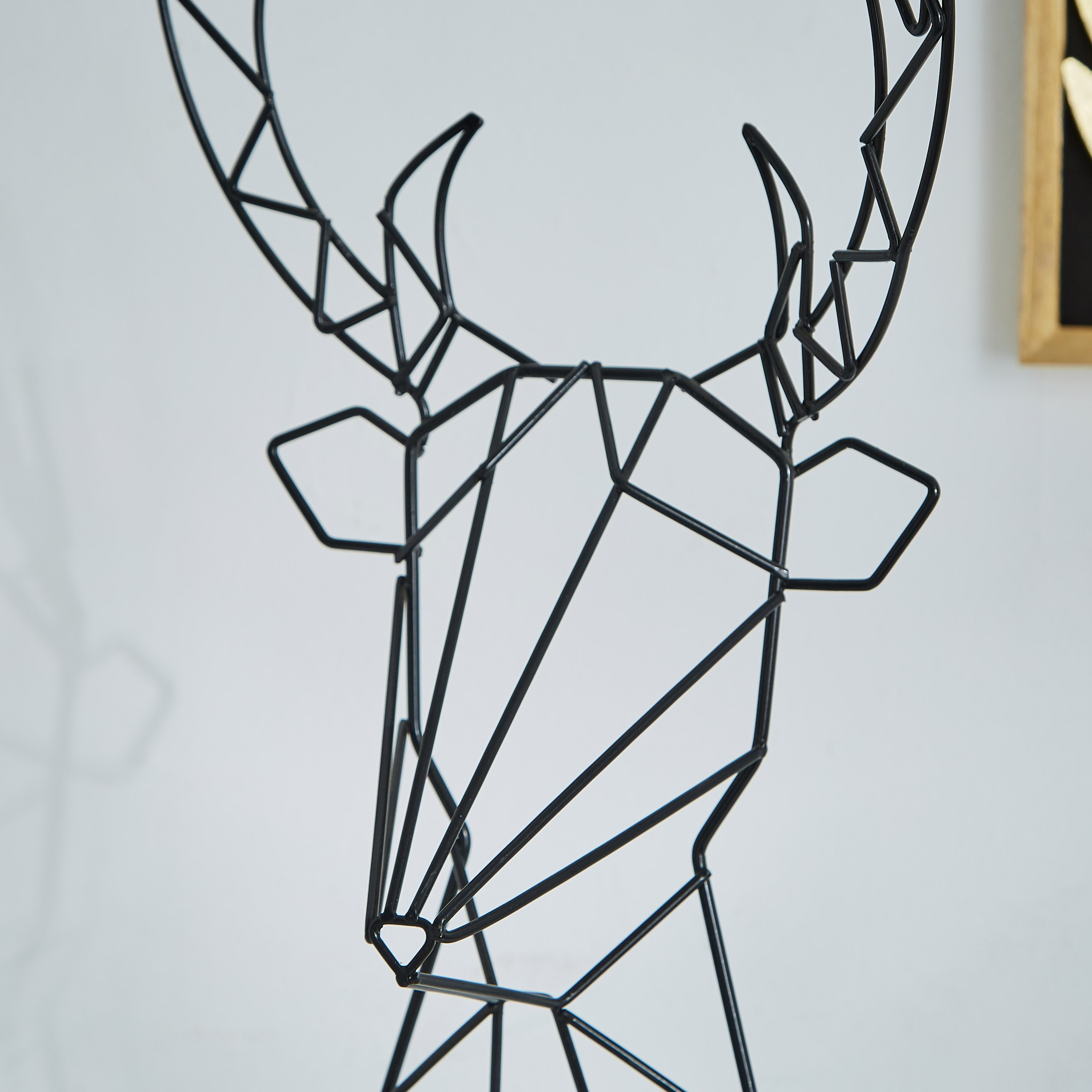 تمثال غزال معدني على حامل - لاتين-hbxhomeware-homedecor-figurinesandornaments-image-3