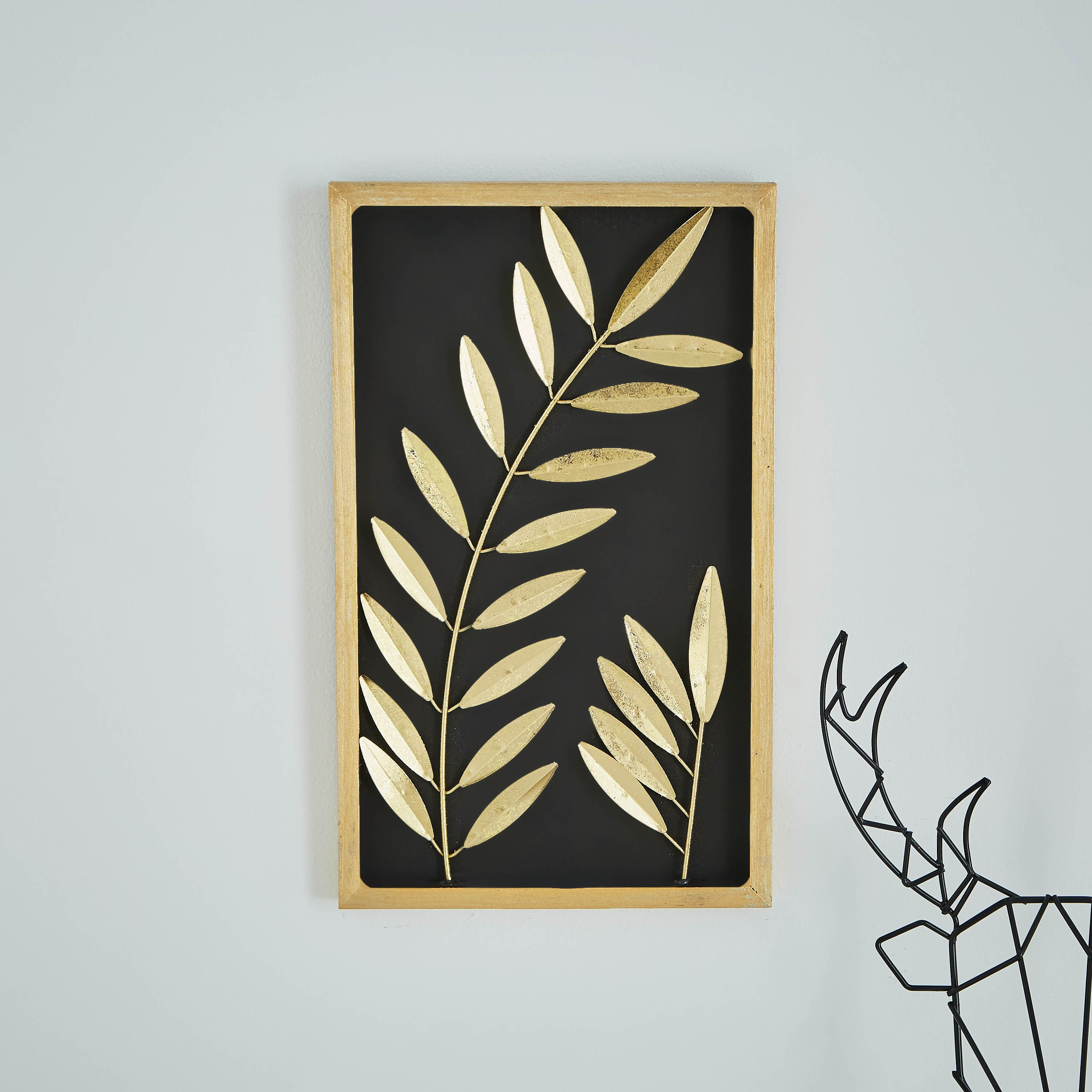 زينة حائط معدنية بتصميم أوراق شجر فيرن من لاتن - 23x2x38 سم-hbxlivingroom-walldecor-wallart-image-1