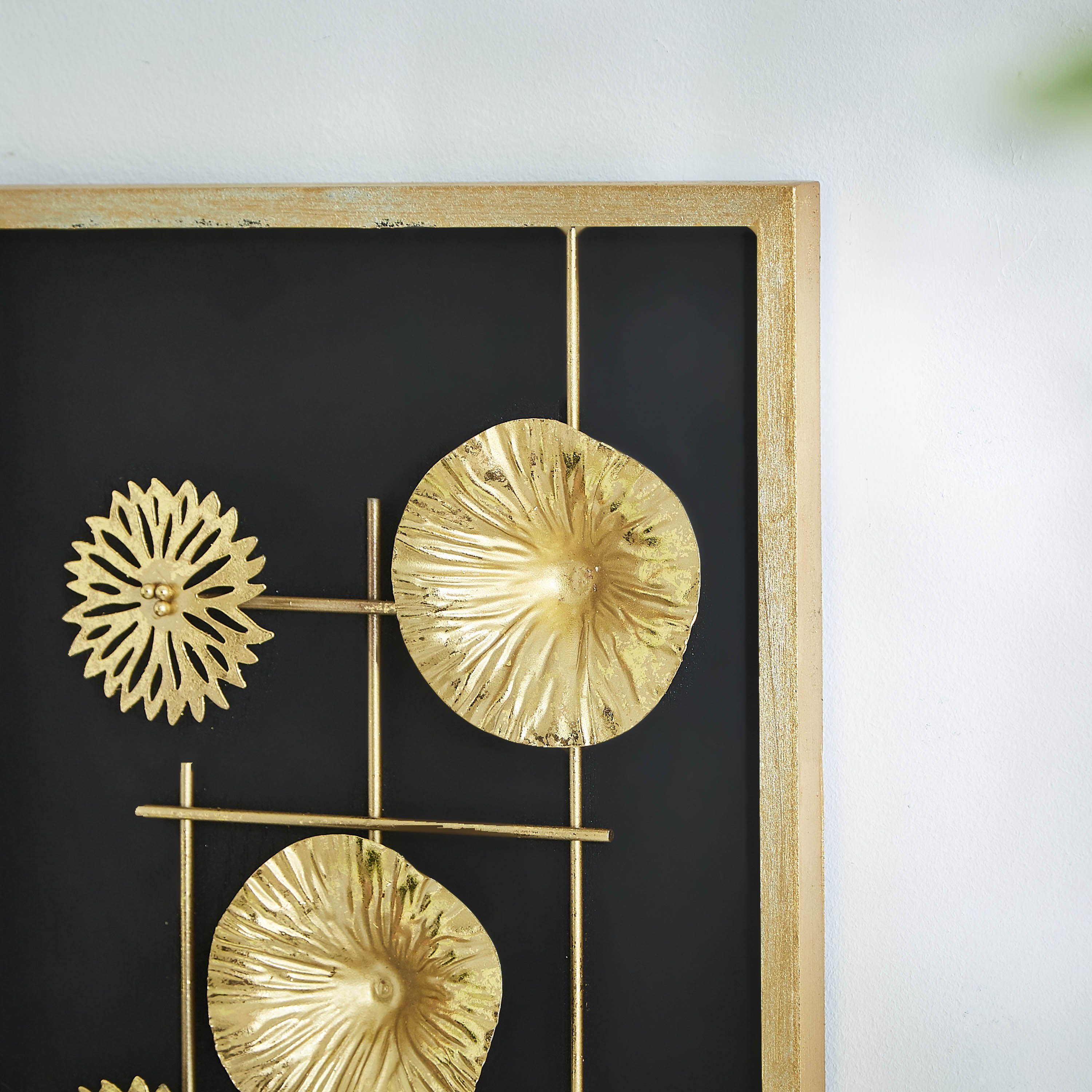 زينة حائط بأزهار معدنيّة تجريديّة من لاتن-hbxdiningroom-walldecor-wallart-image-3