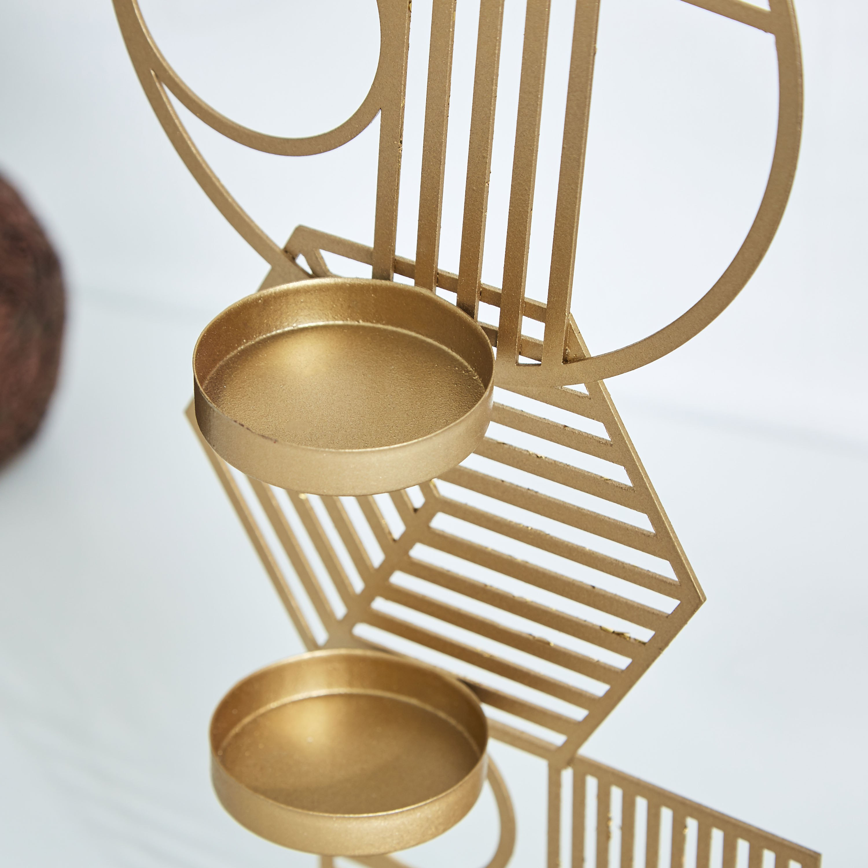 قطعة ديكور معدنية تجريدية مع حامل شموع من لاتين-hbxhomeware-homedecor-figurinesandornaments-image-3