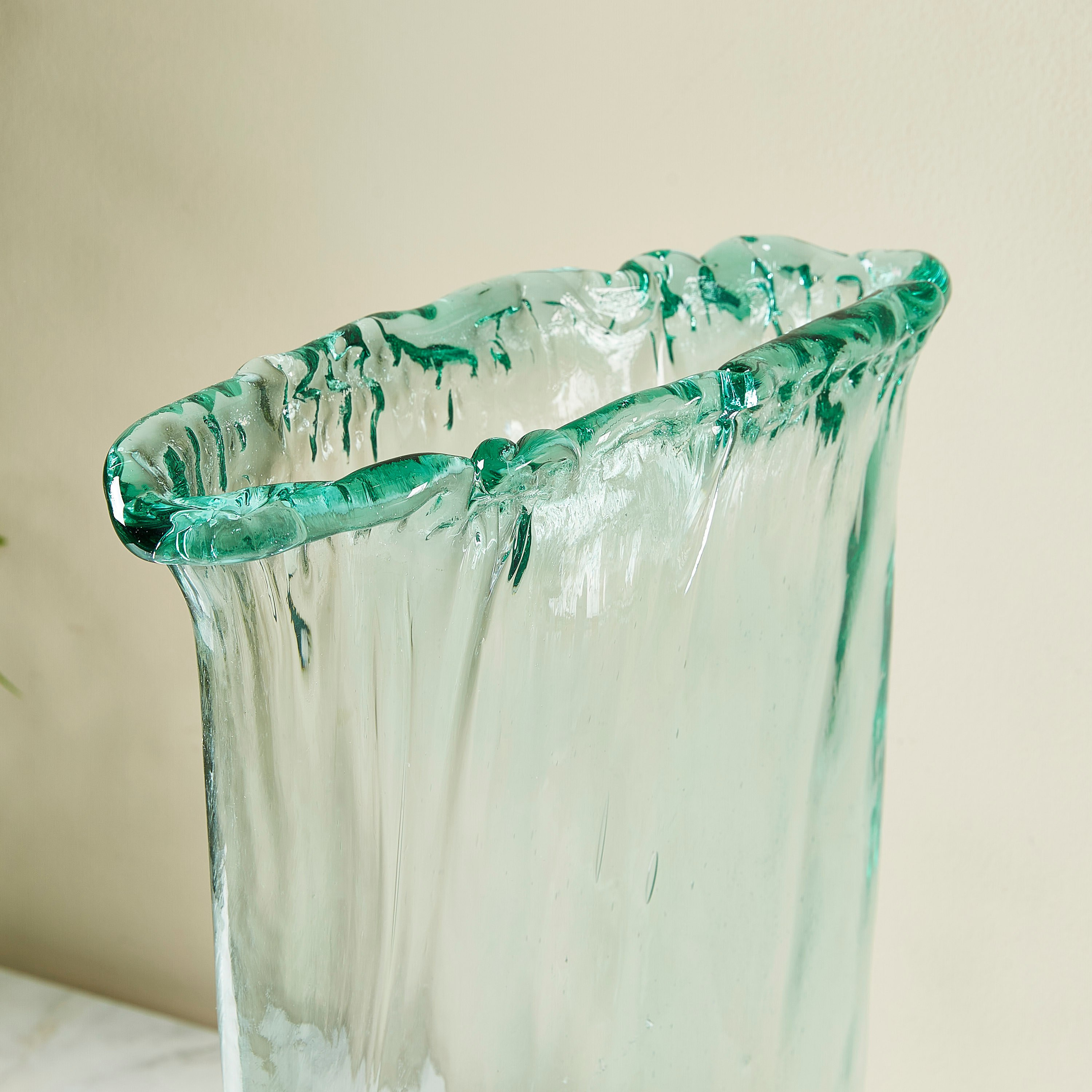 مزهرية زجاجية شفافة معاد تدويرها مايا من فيردنت-hbxbedroom-decorandaccessories-vases-image-3