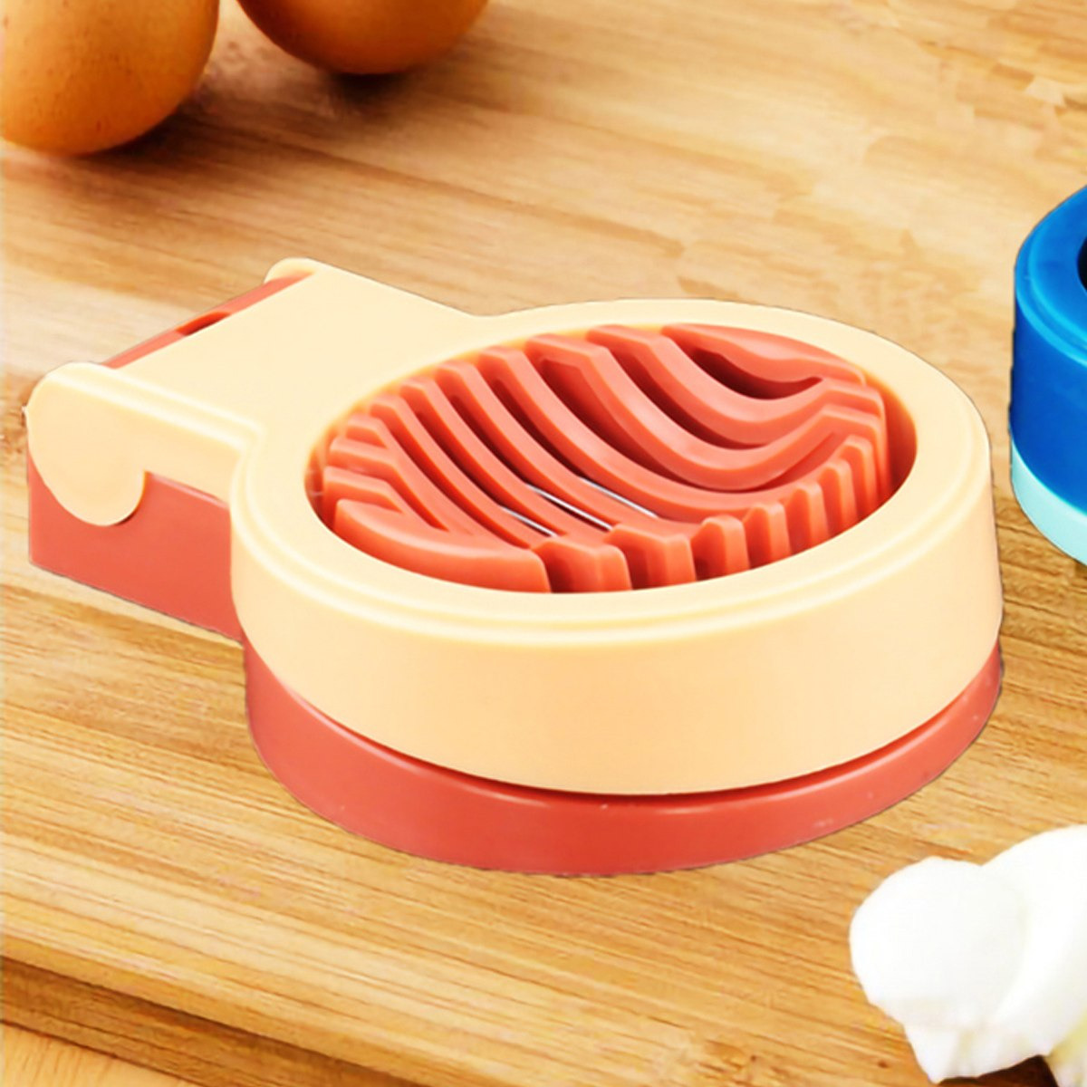 Feast Egg Slicer-hbxhomeware-hbxkitchen-image-1