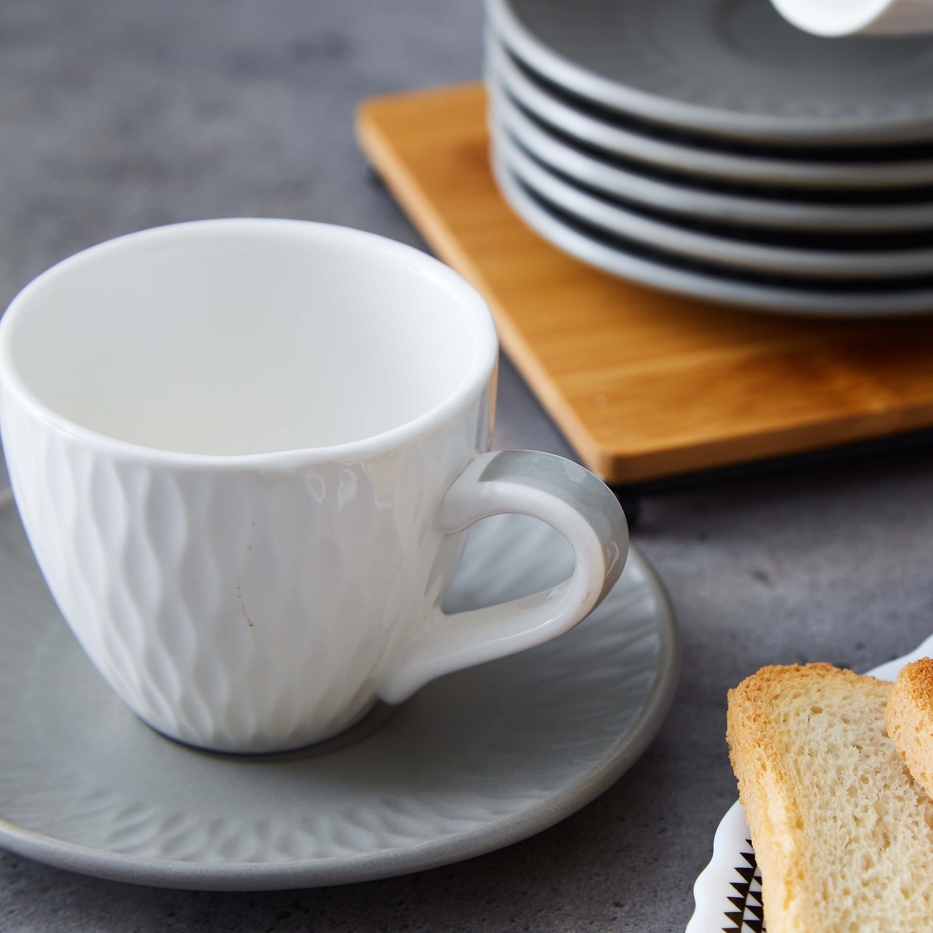 طقم فناجين وصحون بورسلين مع حامل خشبي 13 قطعة من فيست-hbxhomeware-hbxkitchen-image-2