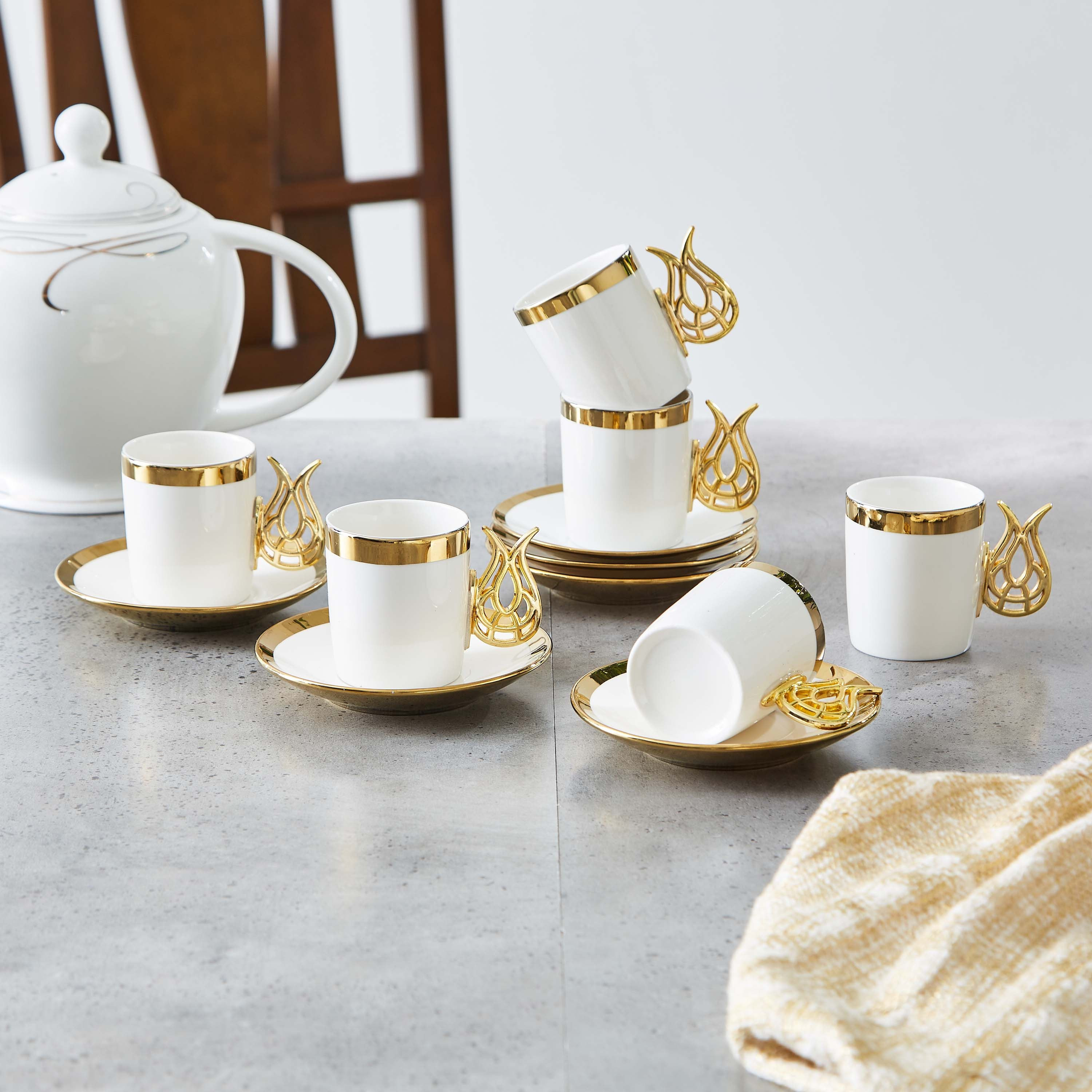 Feast 12-Piece Porcelain Gold Fish Design Cup and Saucer Set-hbxhomeware-hbxkitchen-image-1