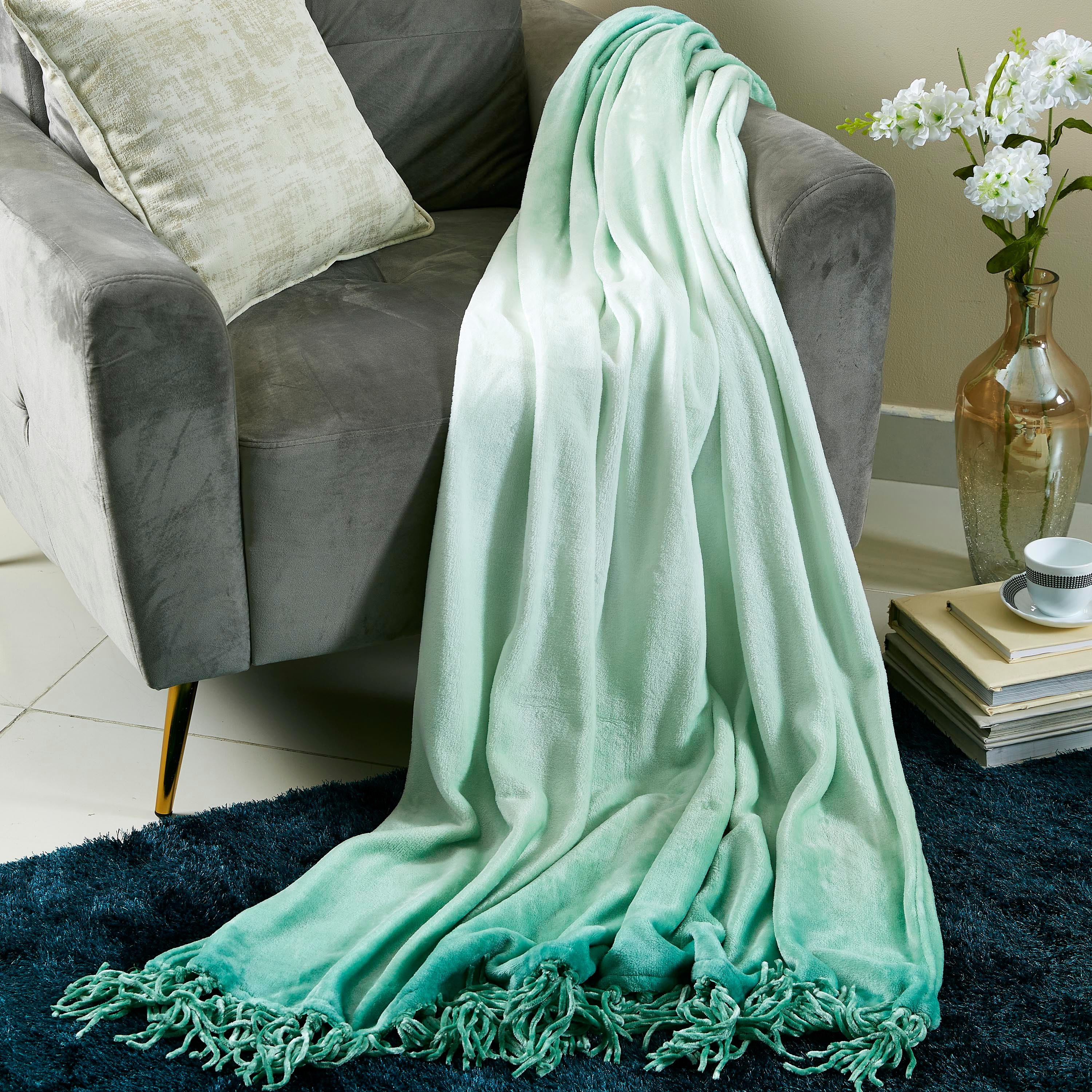 بطّانية خفيفة فلانيل بطبعات أومبري - 130x170  سم-hbxhomeware-hbxbedroom-image-1