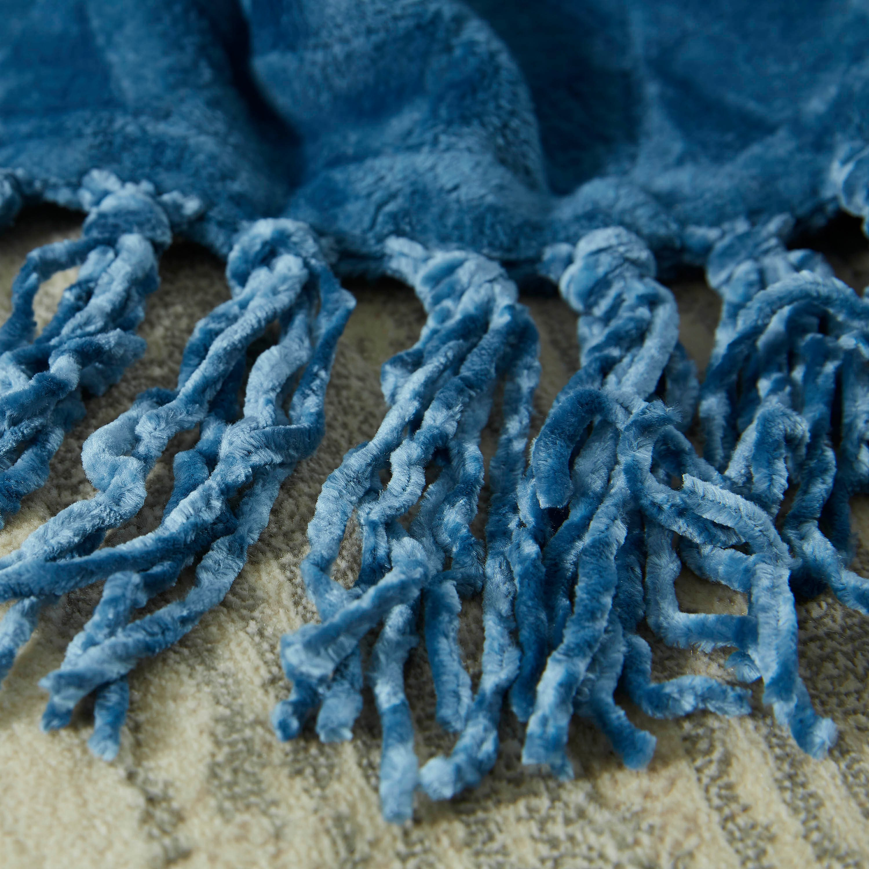 Houston Solid Flannel Embossed Throw - 130x180 cm-hbxhomeware-hbxbedroom-image-2
