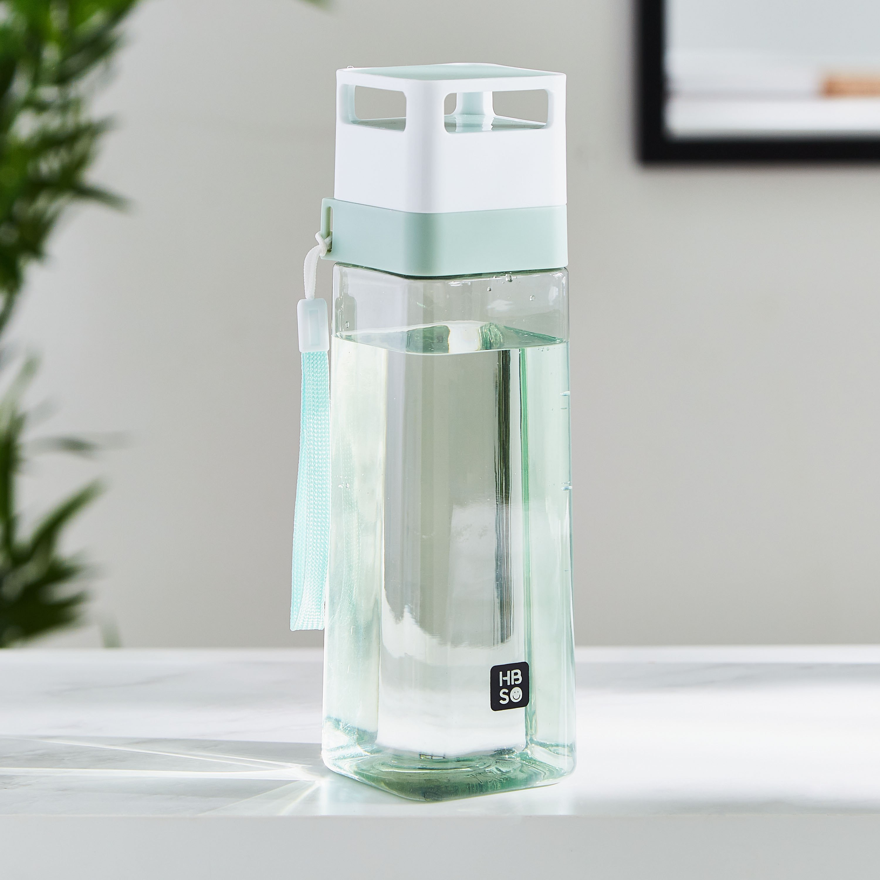 HBSO HYDRA Plastic Magic cube bottle - 650 ml-hbxhomeware-hbxkitchen-image-1