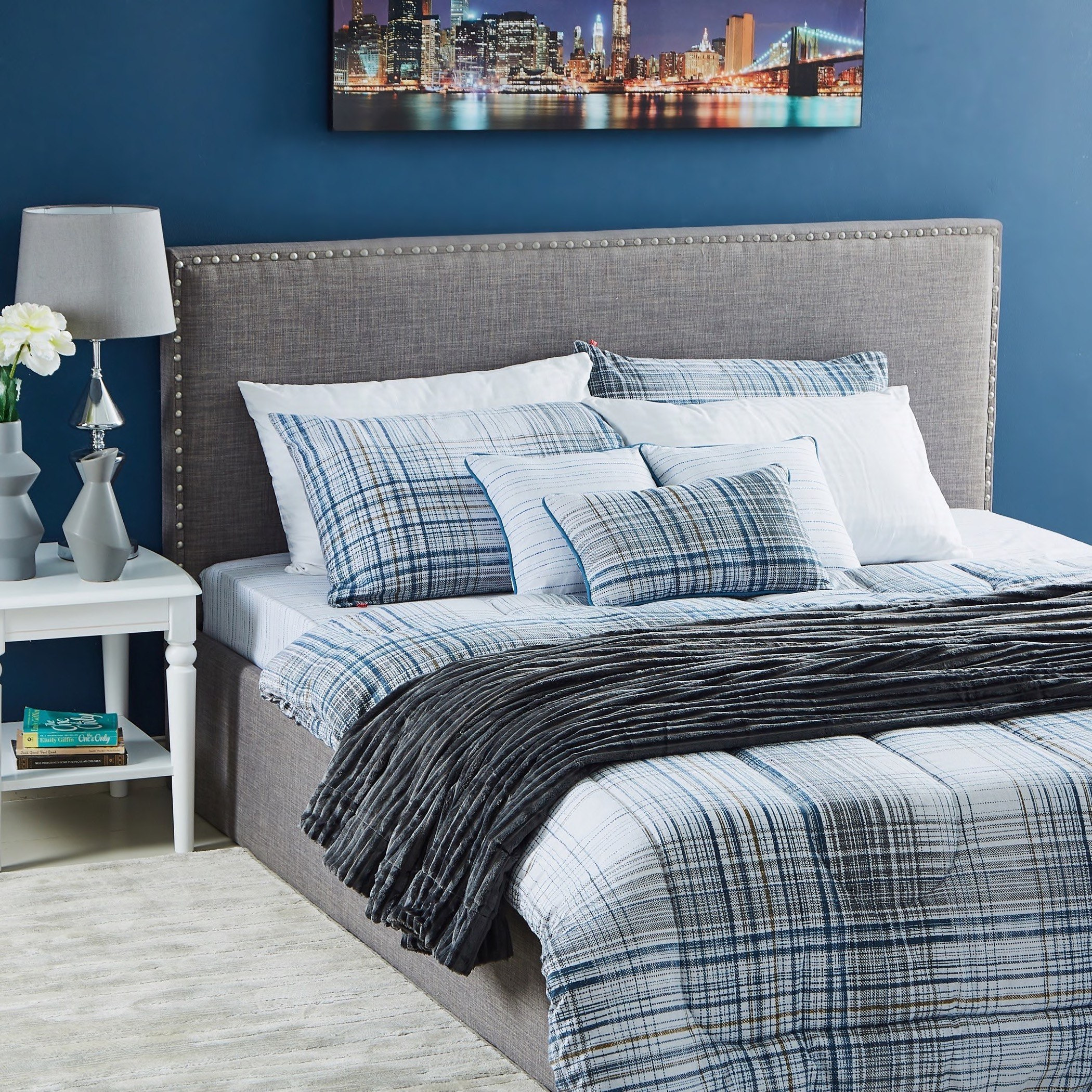 Texas Luxot Flannel King Blanket - 220x240 cm-hbxhomeware-hbxbedroom-image-5