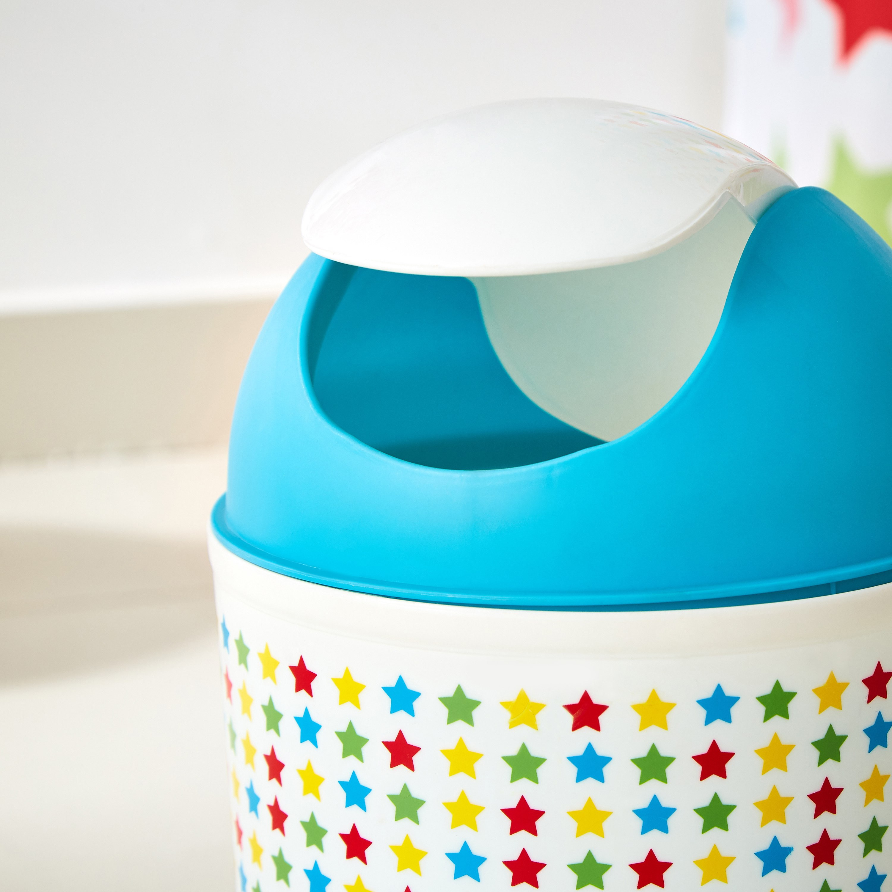 سلّة نفايات سوينج بغطاء وطبعات نجوم-hbxhomeware-hbxkidsandyouth-image-3