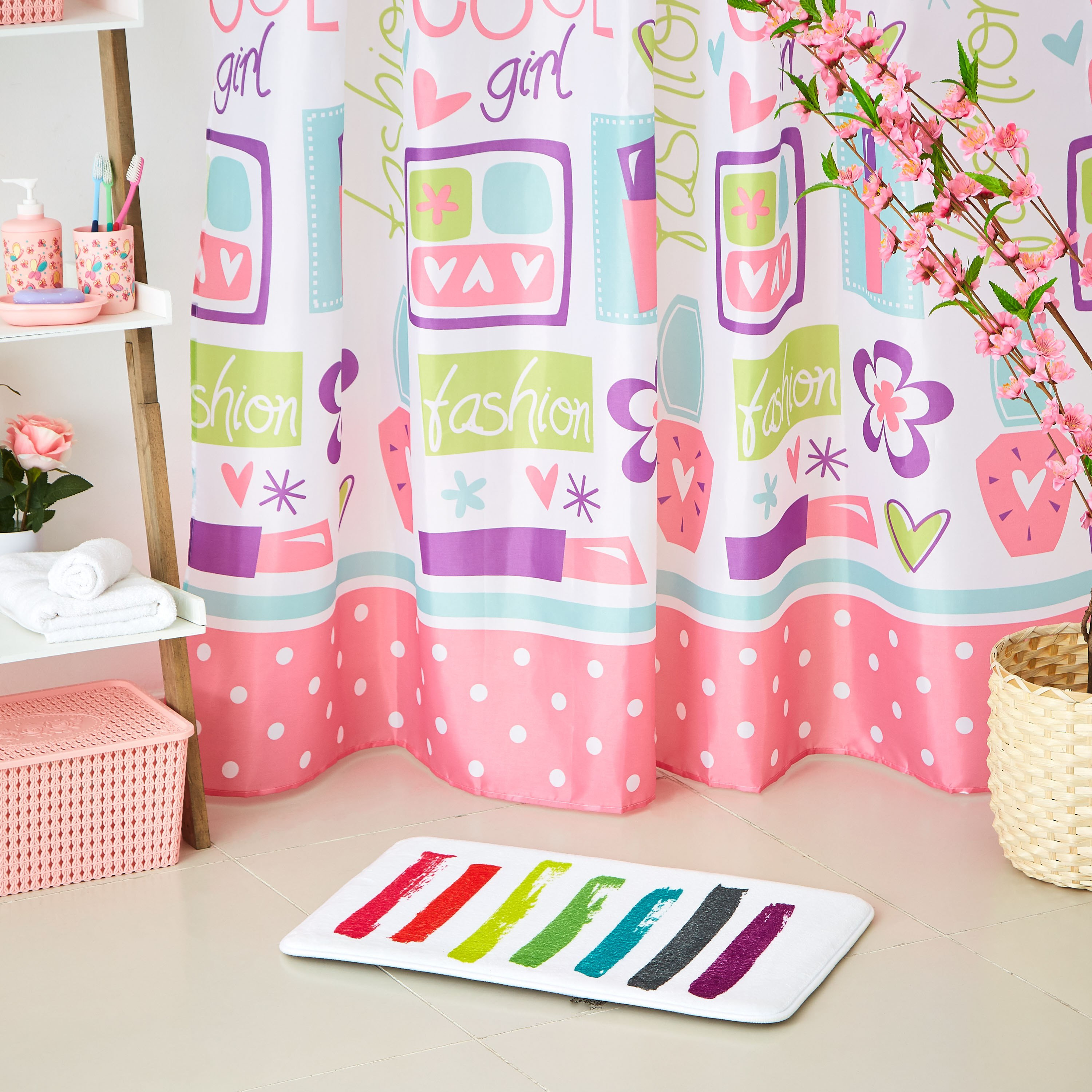 سجادة حمّام فلانيل من الإسفنج بطبعات مخططة - 40x60 سم-hbxhomeware-kidsessentials-kidsbathmatsandtubmats-image-4