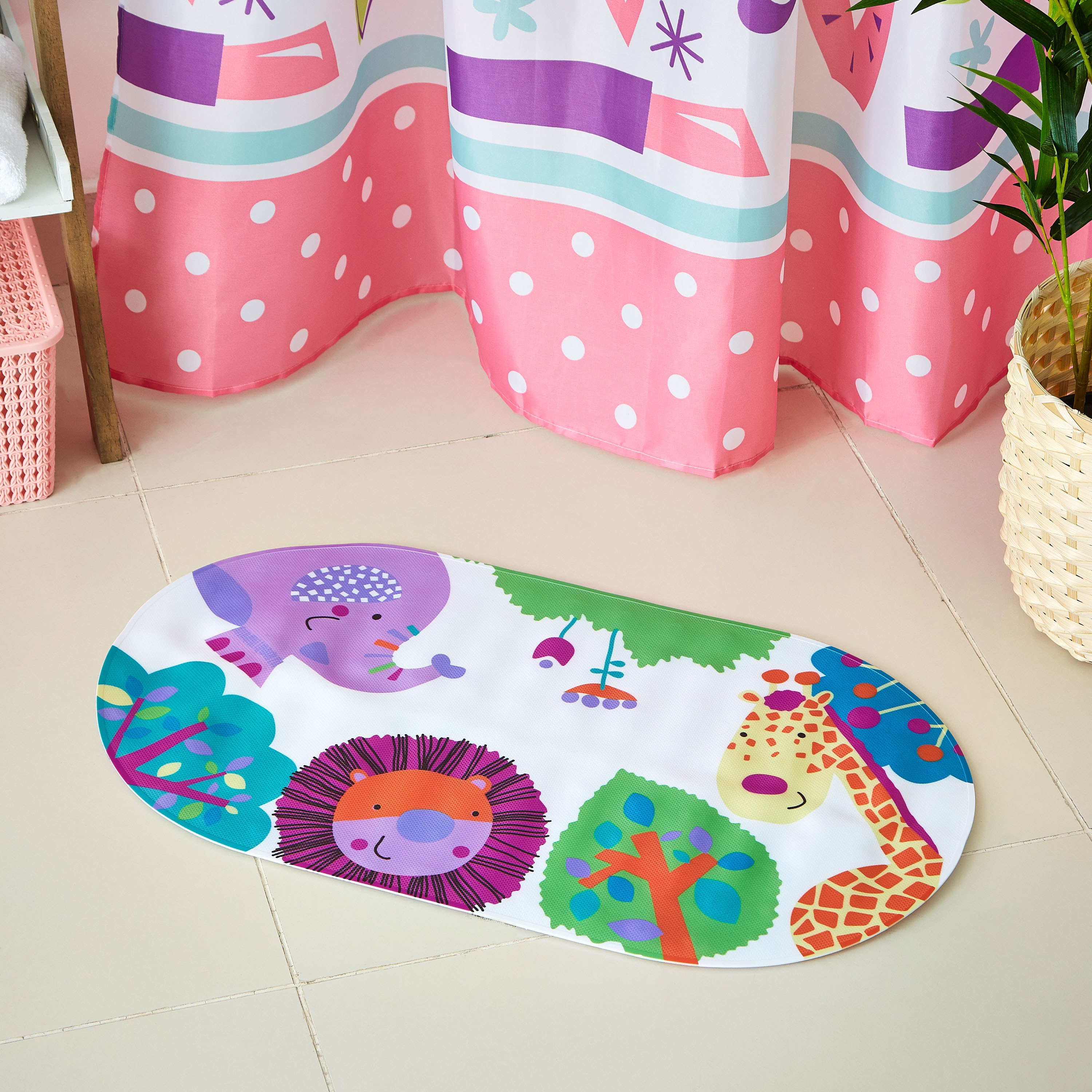 سجادة حمام بي في سي بطبعات غابة - 69x40 سم-hbxhomeware-kidsessentials-kidsbathmatsandtubmats-image-1