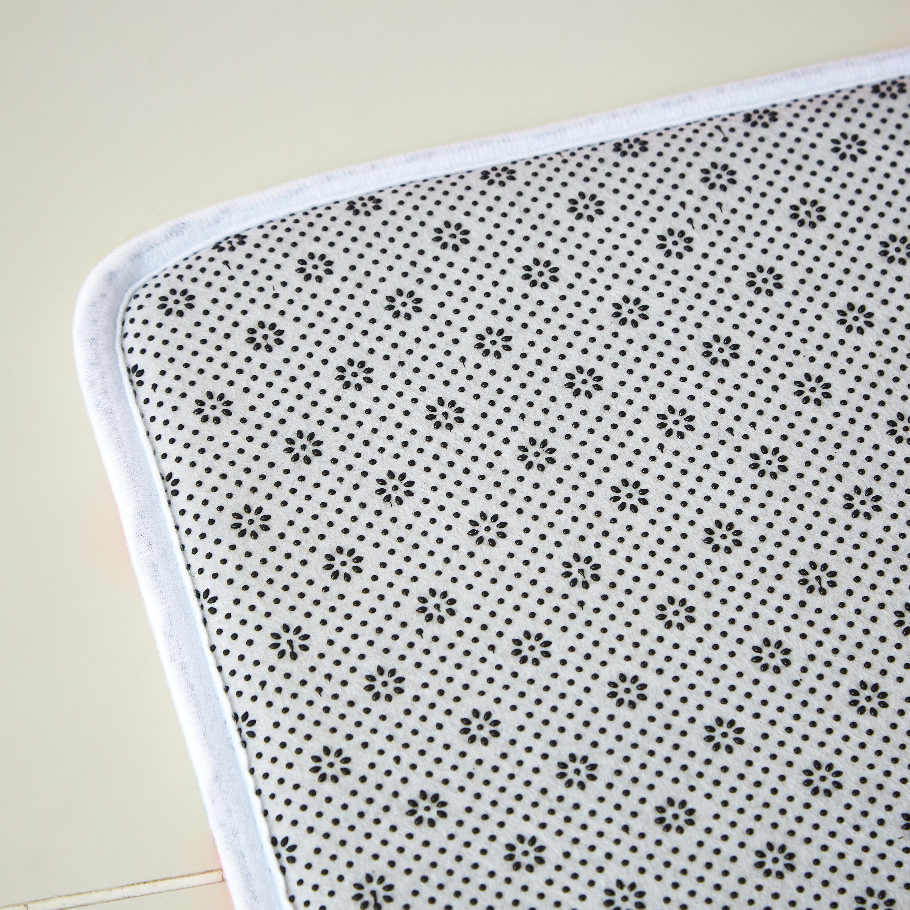 سجادة حمام إسفنج بطبعات جانجل فانيلا - 40x60 سم-hbxhomeware-kidsessentials-kidsbathmatsandtubmats-image-3
