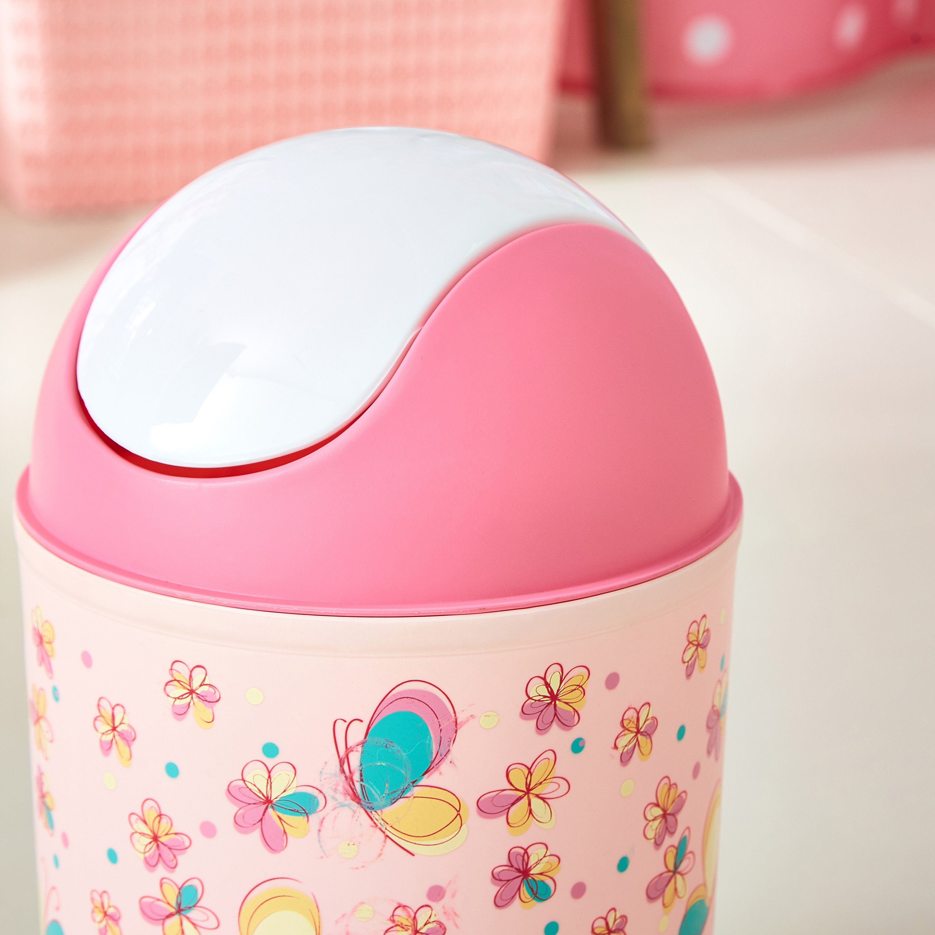 سلة نفايات متأرجحة بغطاء وطبعات فراشة-hbxhomeware-hbxkidsandyouth-image-3