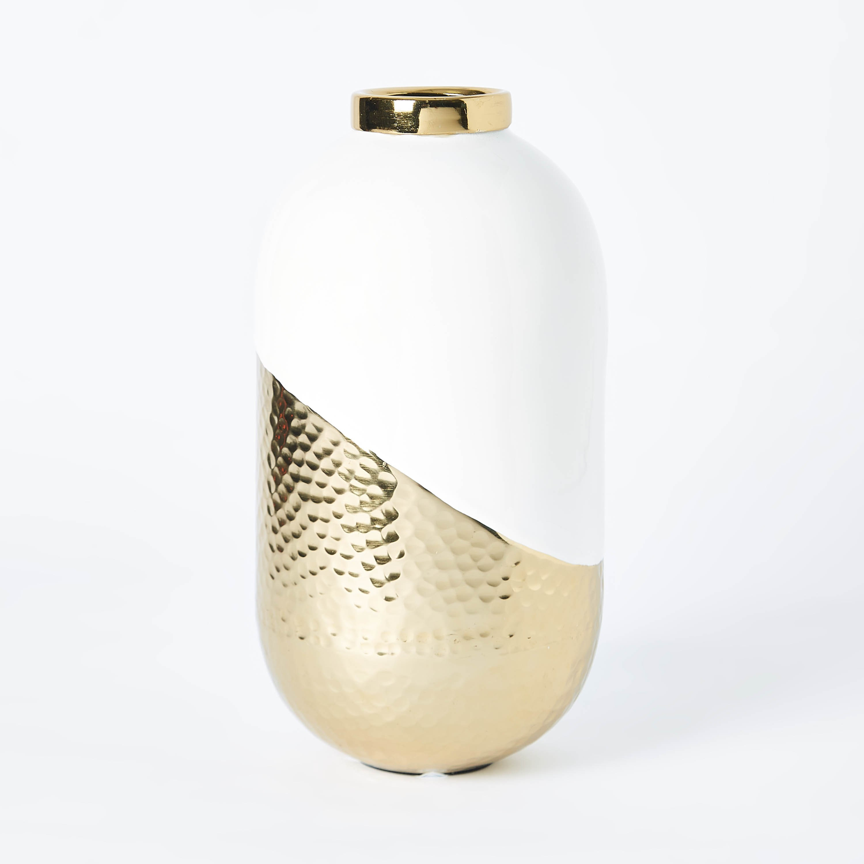 مزهرية بتصميم قارورة معدنية مطروقة مزدوجة اللون من أمايا-hbxbedroom-decorandaccessories-vases-image-4