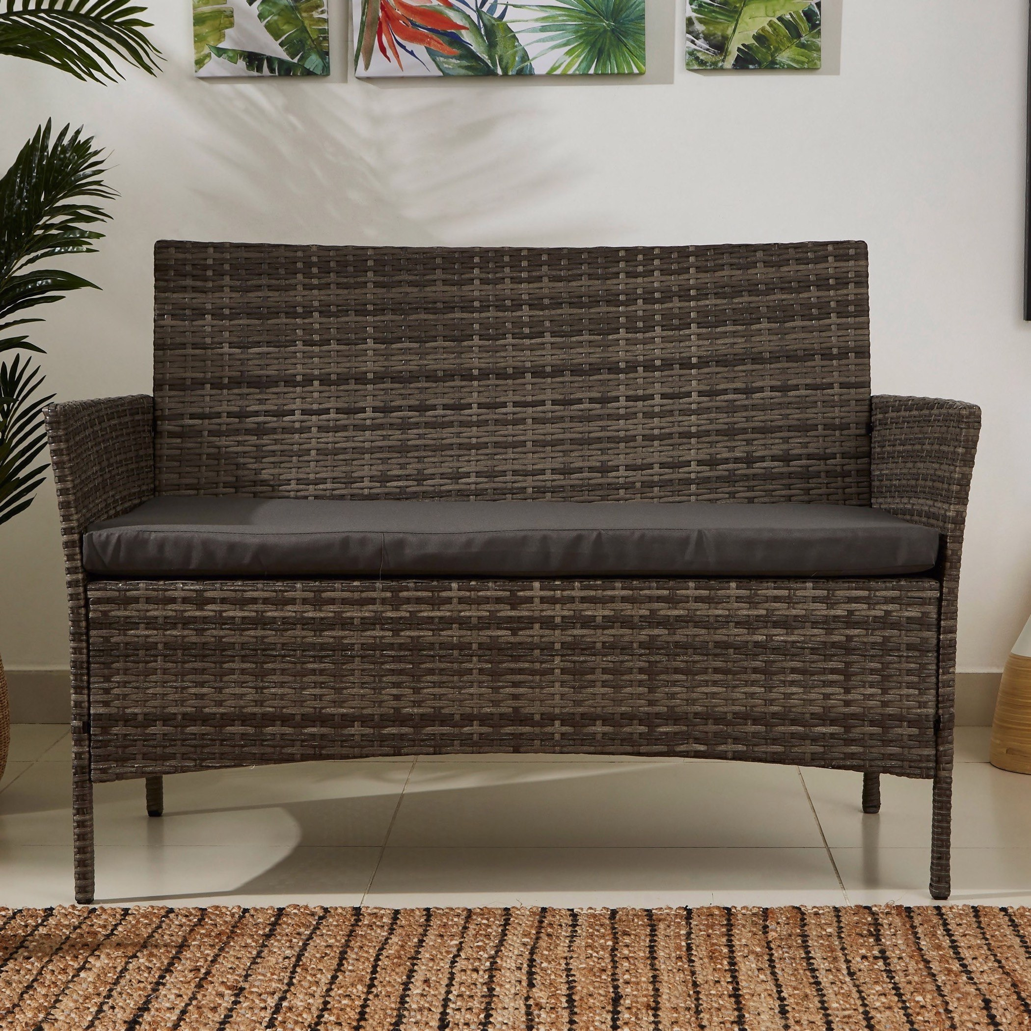 طقم كنبة موسّدة 4 مقاعد للجلسات الخارجية مع طاولة قهوة من جرينادا-hbxfurniture-sofasandarmchairs-sofasets-image-2