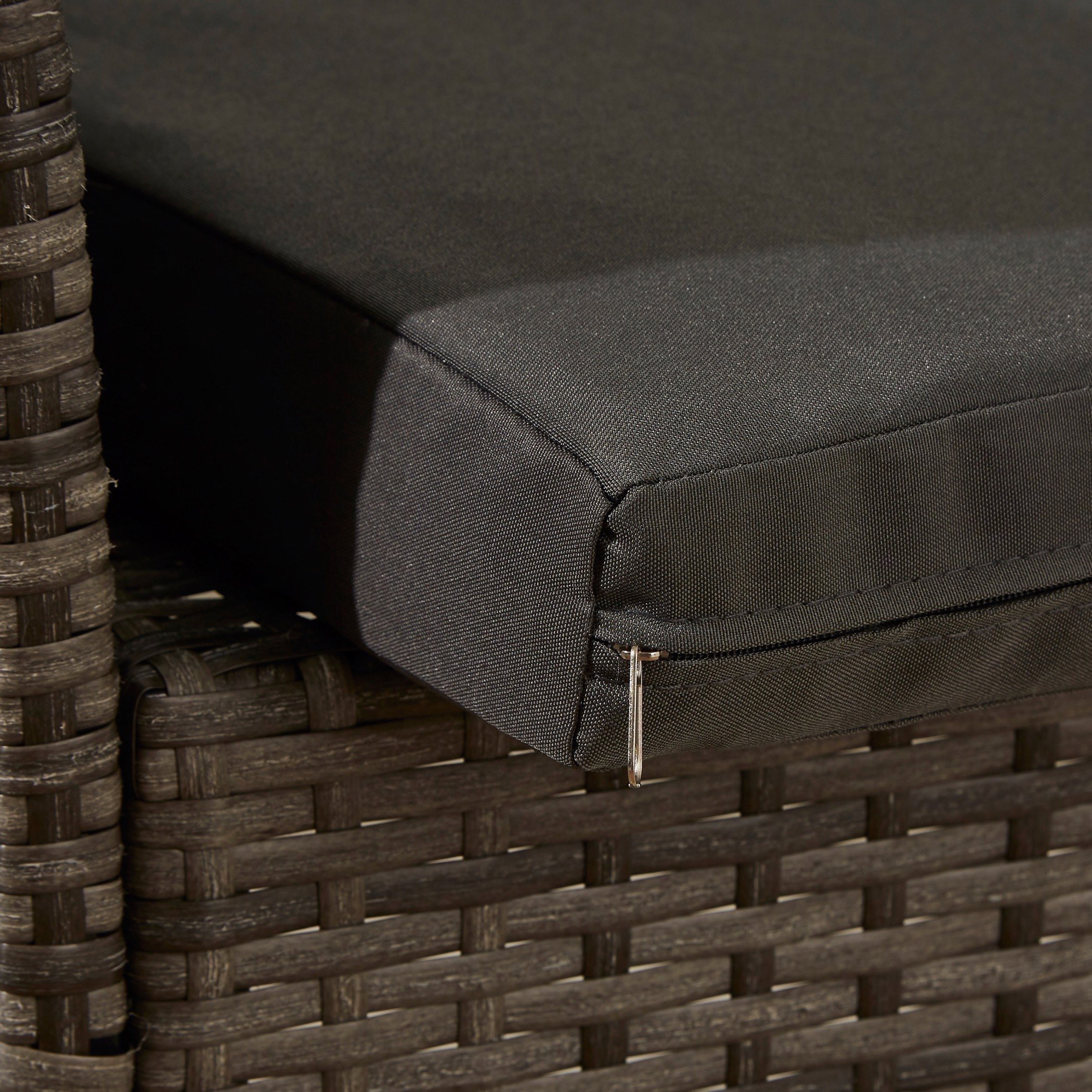 طقم كنبة موسّدة 4 مقاعد للجلسات الخارجية مع طاولة قهوة من جرينادا-hbxfurniture-sofasandarmchairs-sofasets-image-8