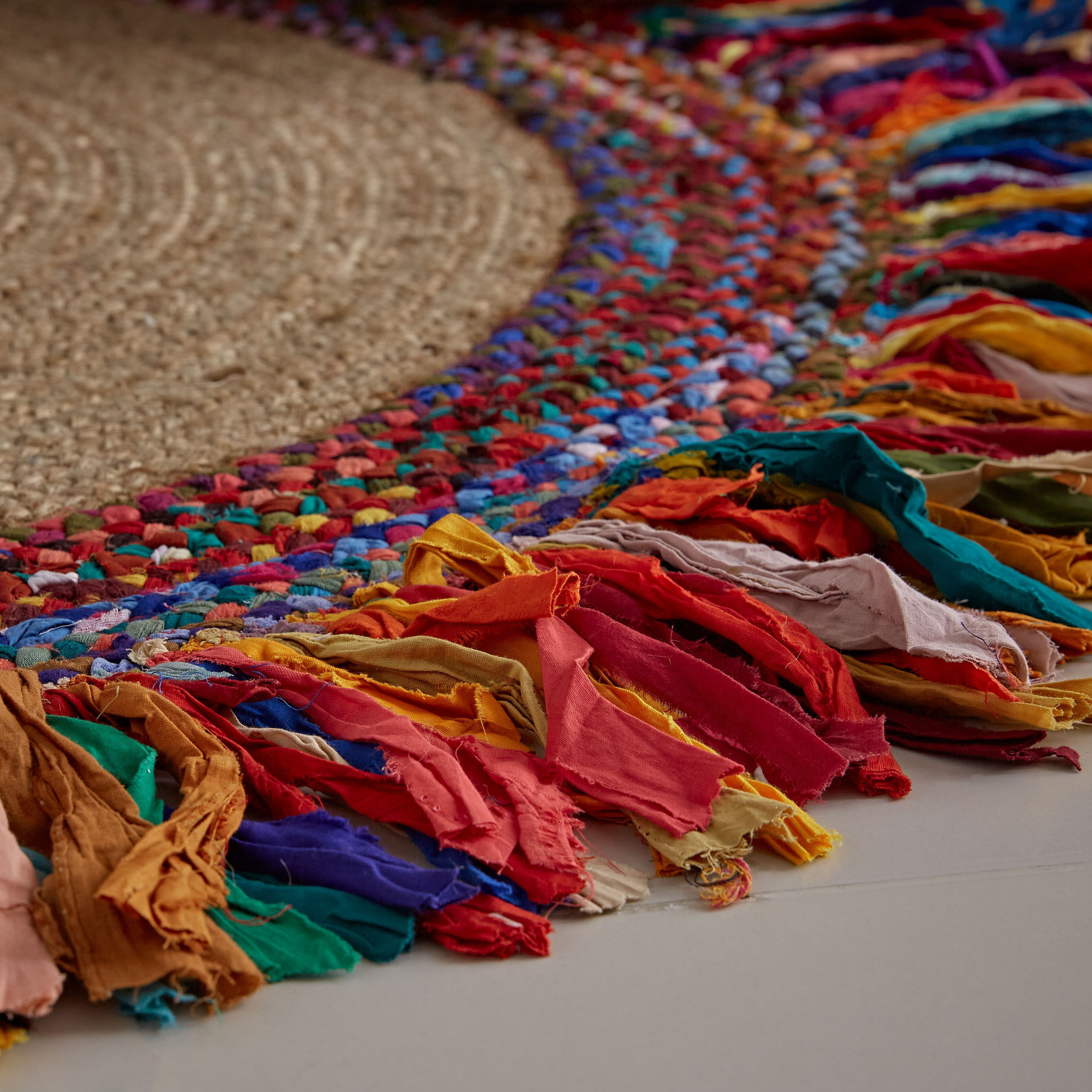 سجادة جوت شيندي مضفرة يدويًا من بوهو - 150 سم-hbxdecorandfurnishings-floorcoverings-rugs-image-3