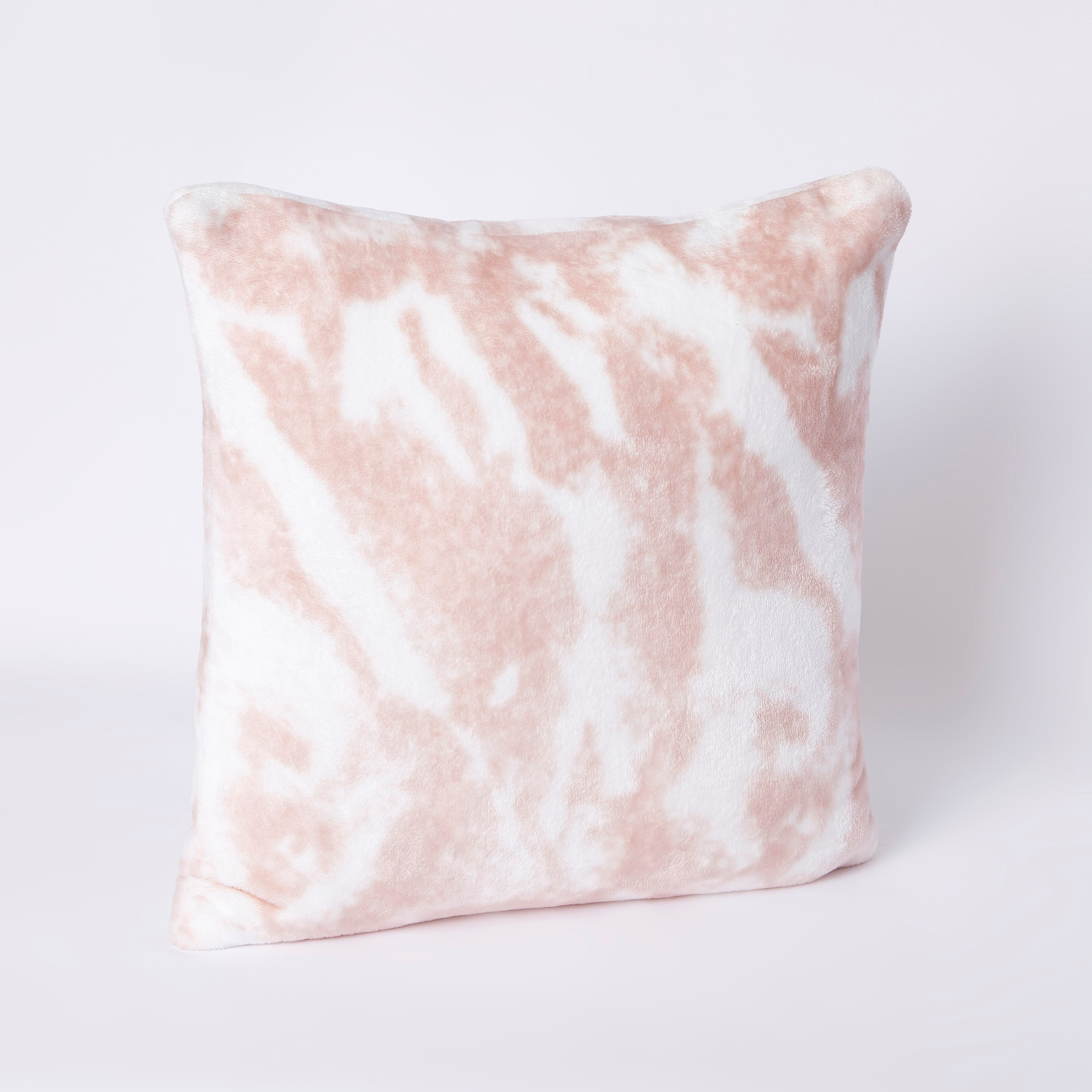 وسادة فلانيل محشوة بطبعات من جينيث - 45x45  سم-hbxlivingroom-furnishings-cushionsandcovers-filledcushions-image-5