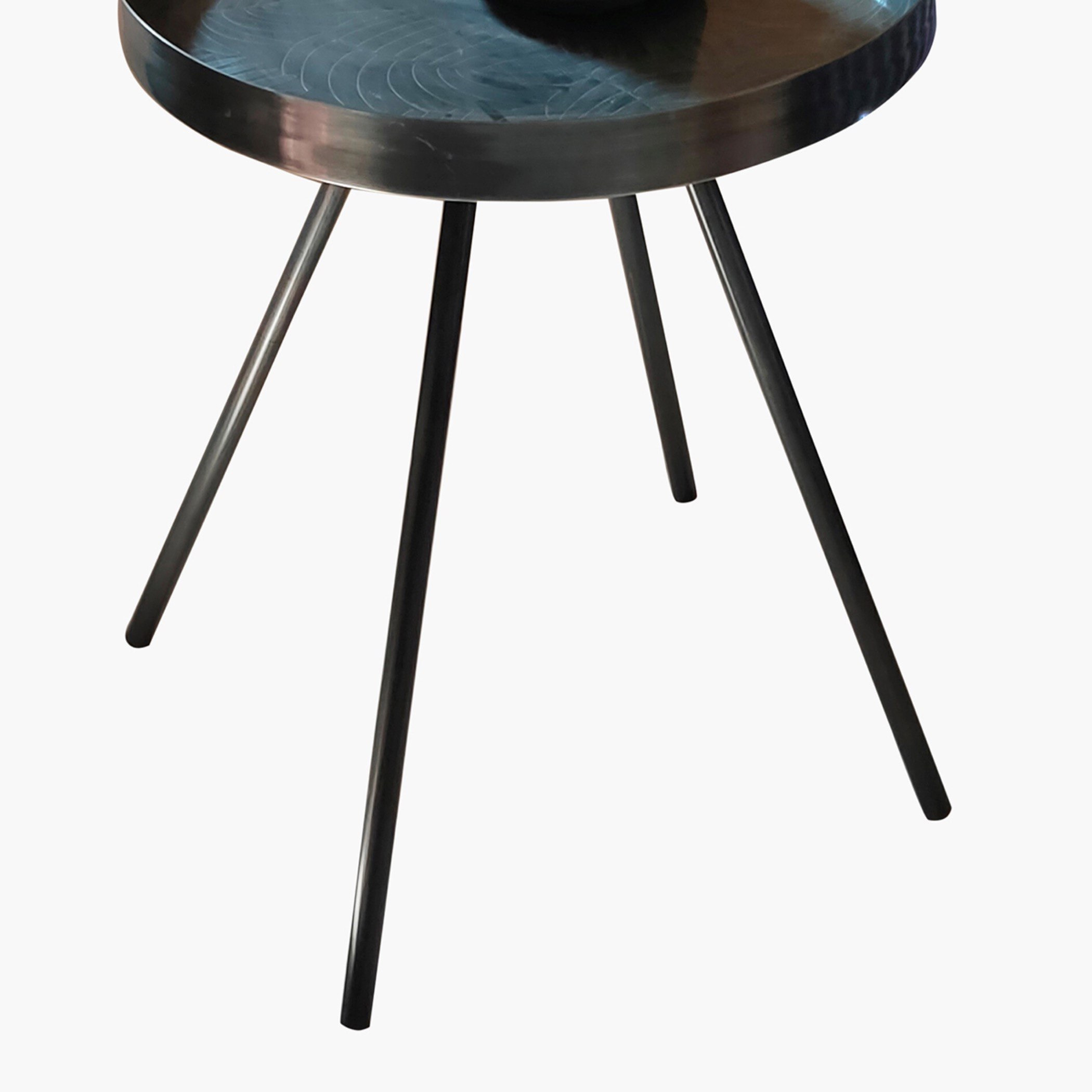 طاولة جانبيّة معدنيّة من الفيس-hbxfurniture-livingroom-endtables-image-3