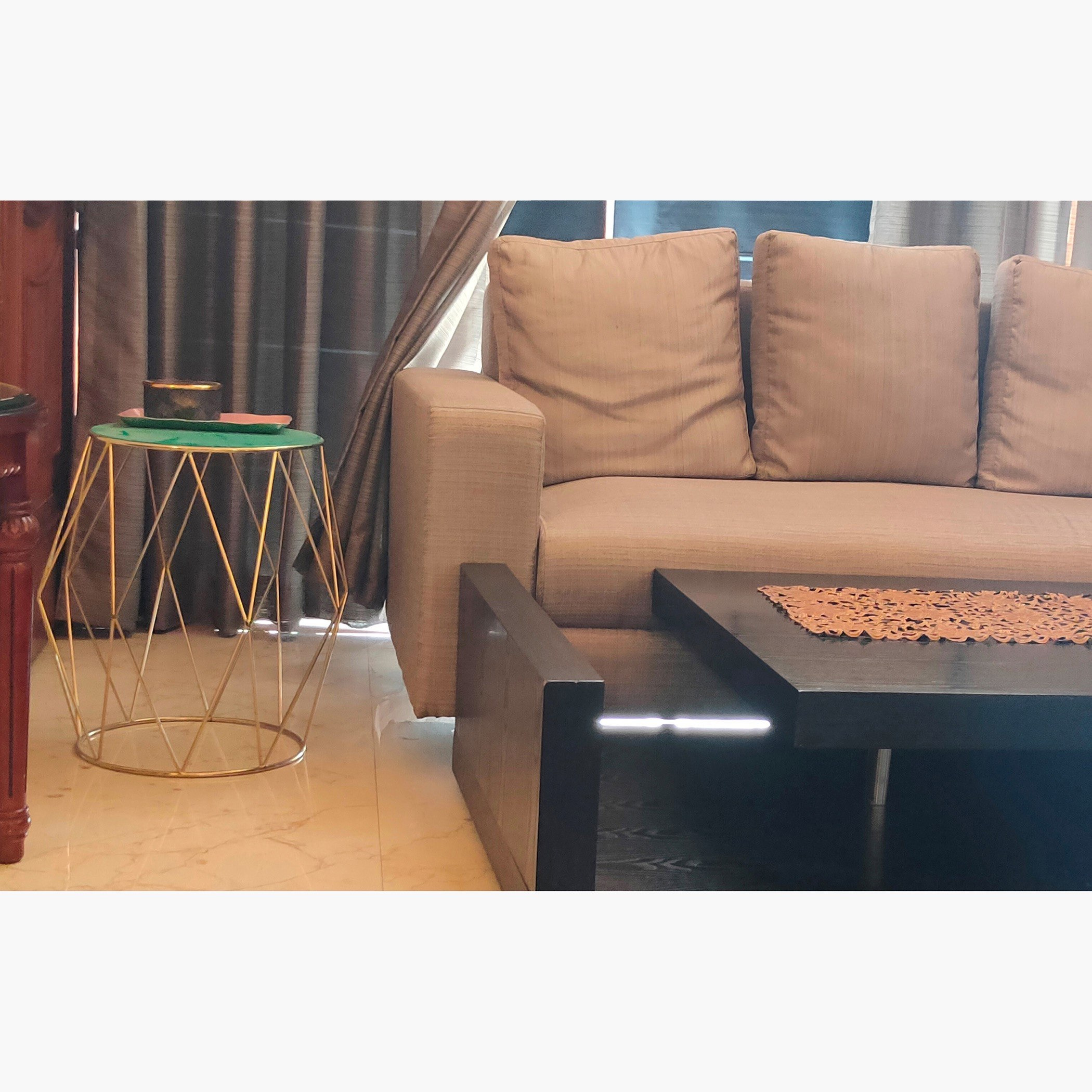 طاولة جانبيّة معديّنة مزيّنة من ويست-hbxfurniture-livingroom-endtables-image-4