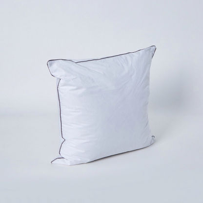 Luxury Down Alternative Filled Cushion - 40x40 cms