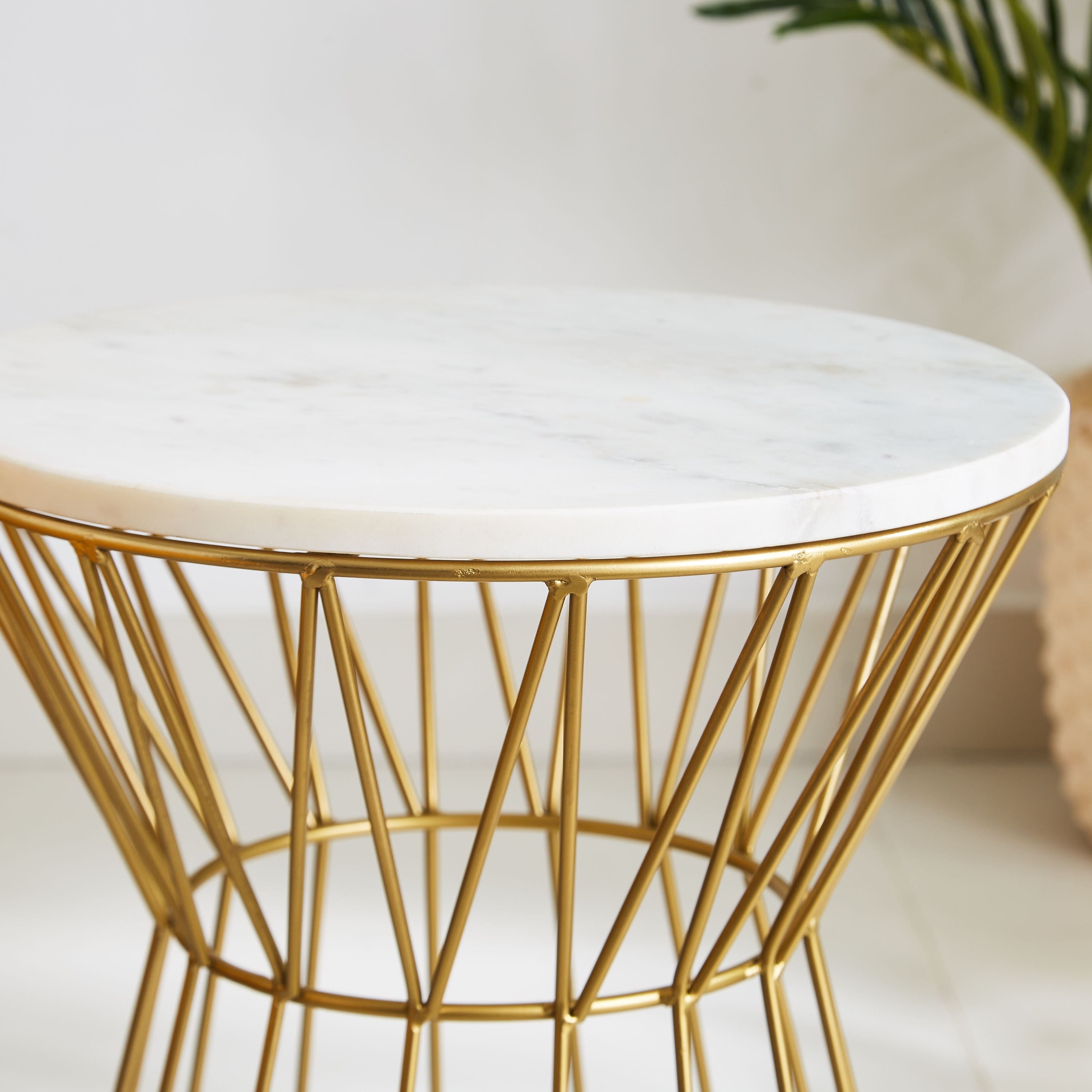 طاولة جانبية بسطح رخام من أستريد-hbxfurniture-livingroom-endtables-image-2