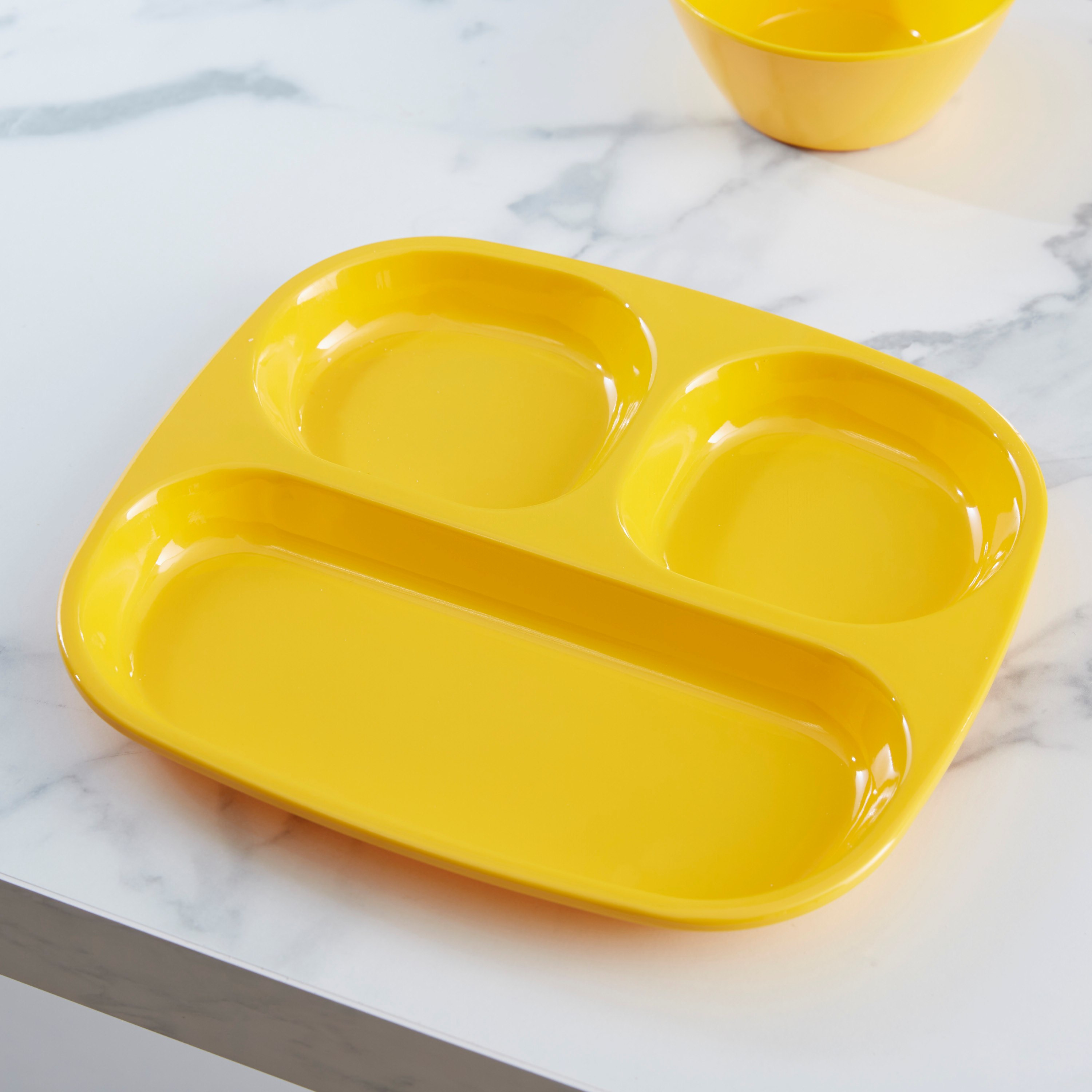 صحن مستطيلي- 3 أقسام من تشير - 24 × 21 سم-hbxhomeware-hbxkidsandyouth-image-1
