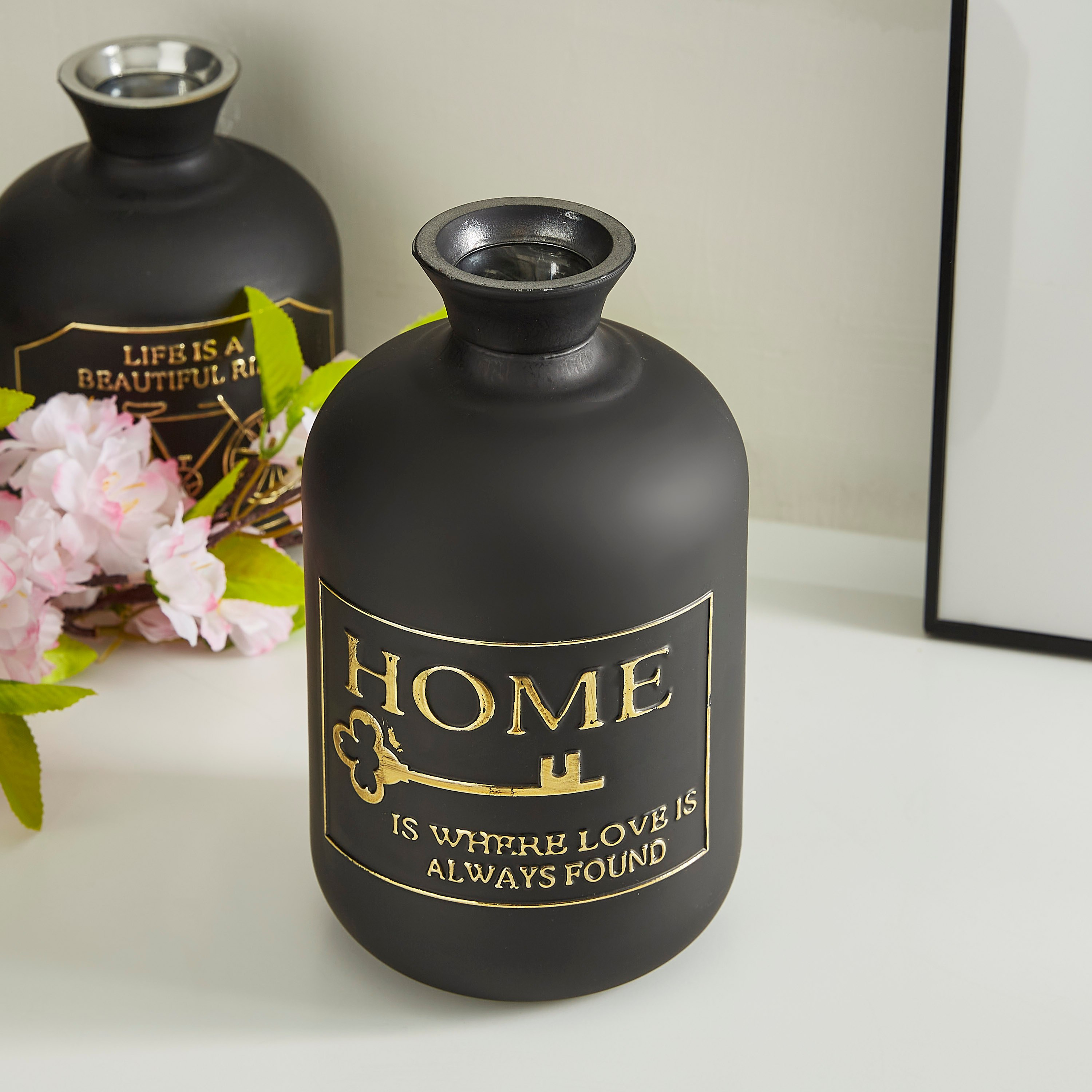 مزهرية زجاج ميتاليك مطلية بتصميم مفتاح من أفا-hbxbedroom-decorandaccessories-vases-image-2
